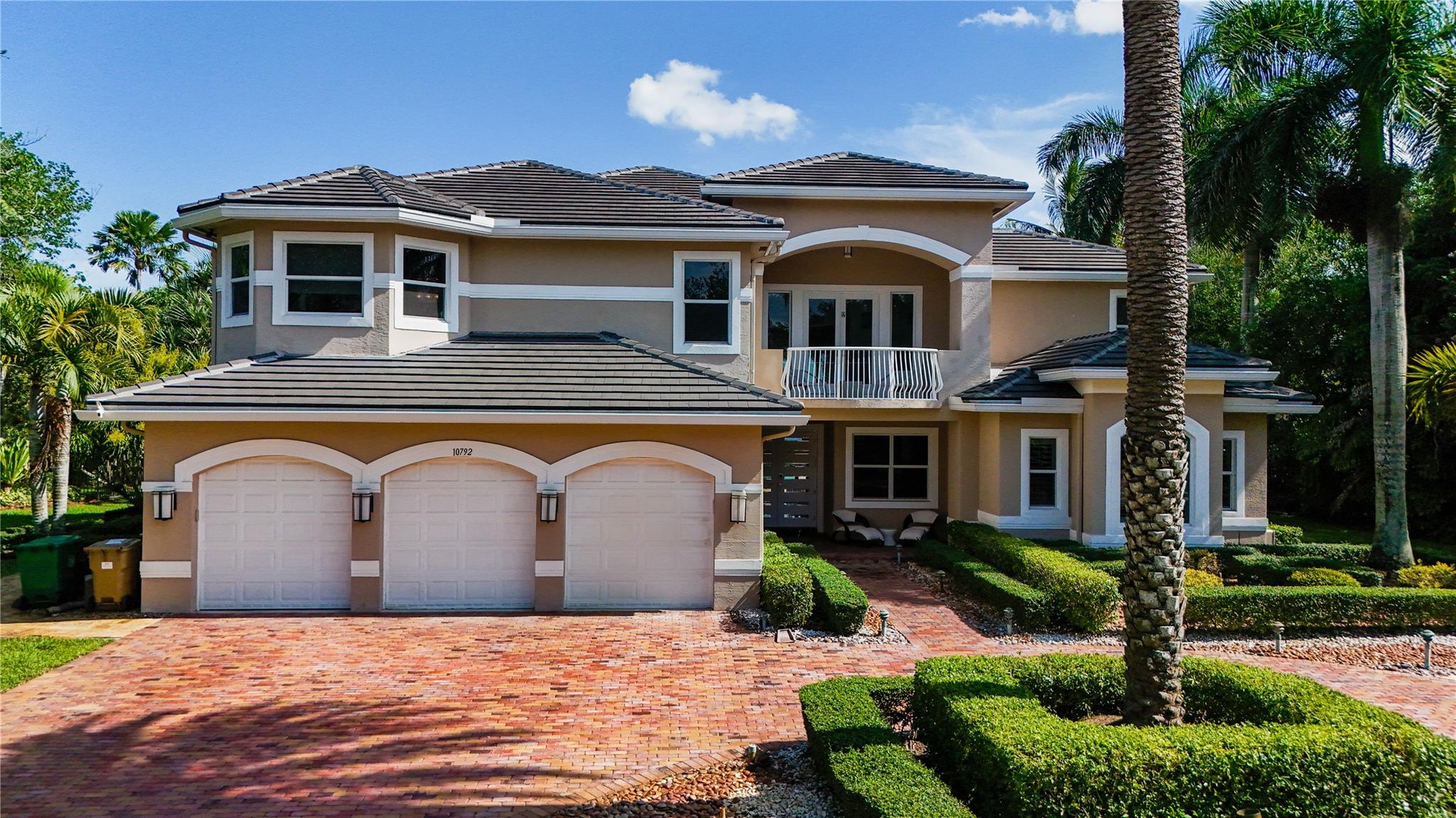 10792 Pine Lodge Trl