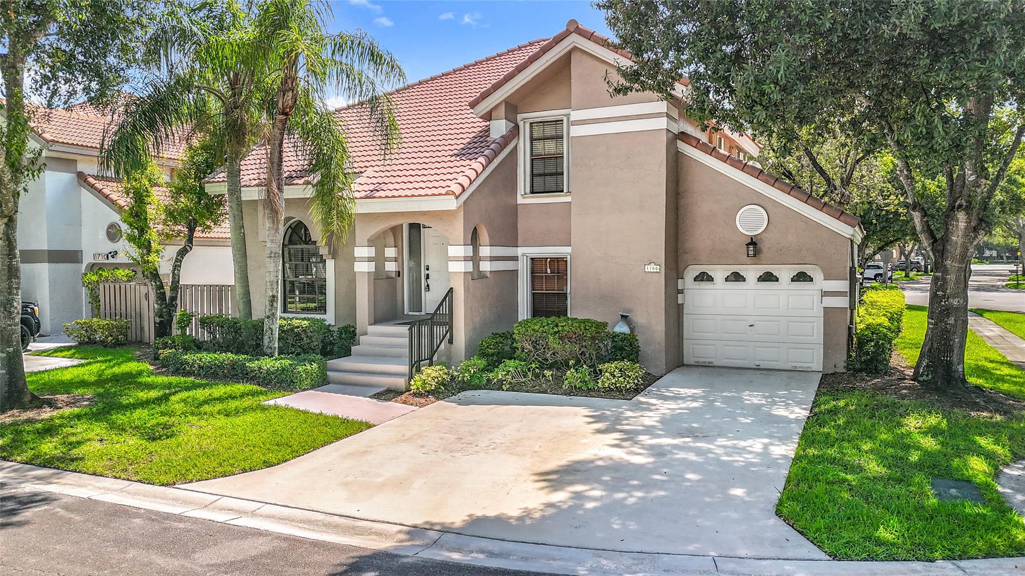 1700 NW 107th Ter