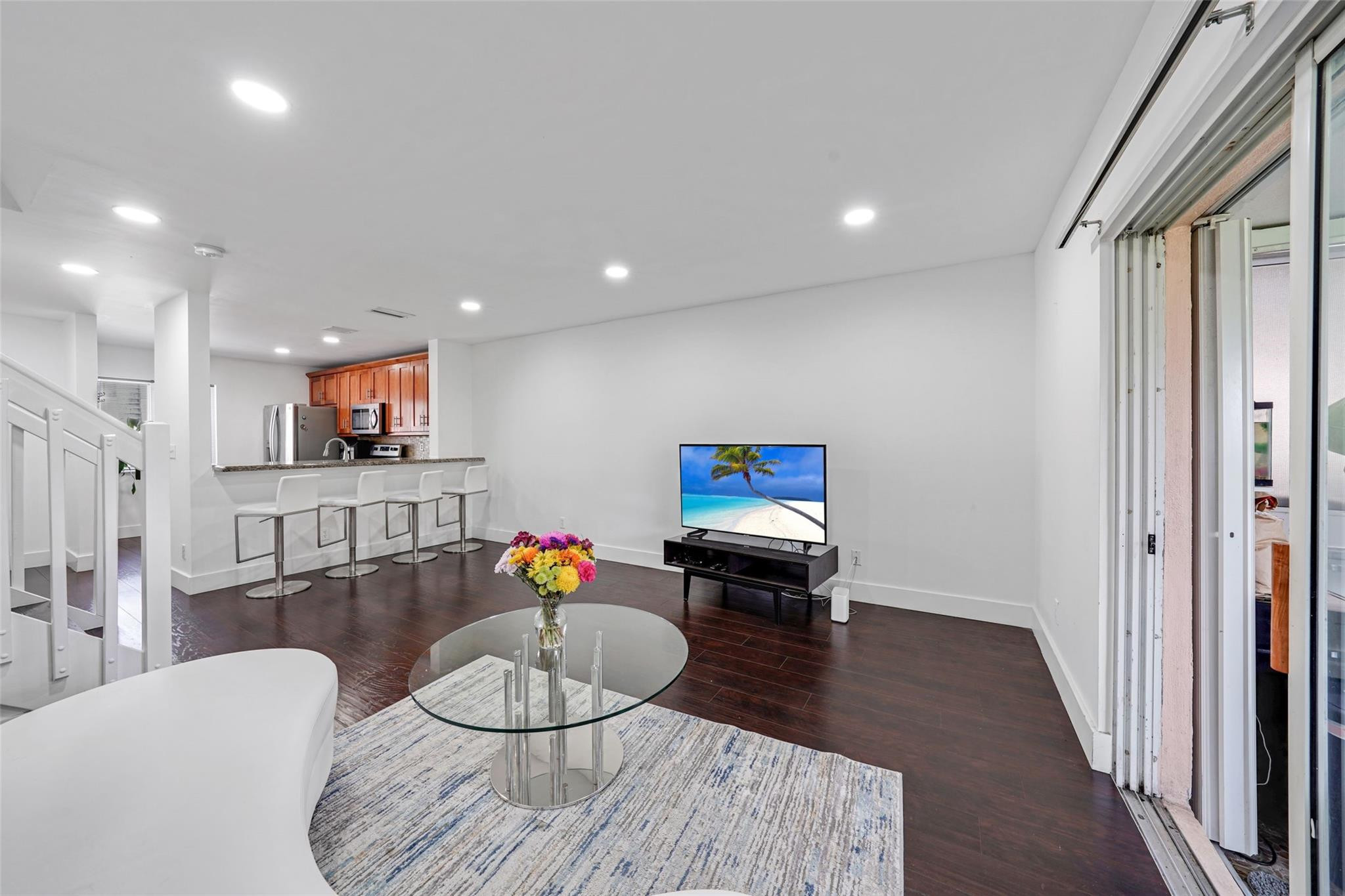 757 NW 208th Pembroke Pines, FL 33029