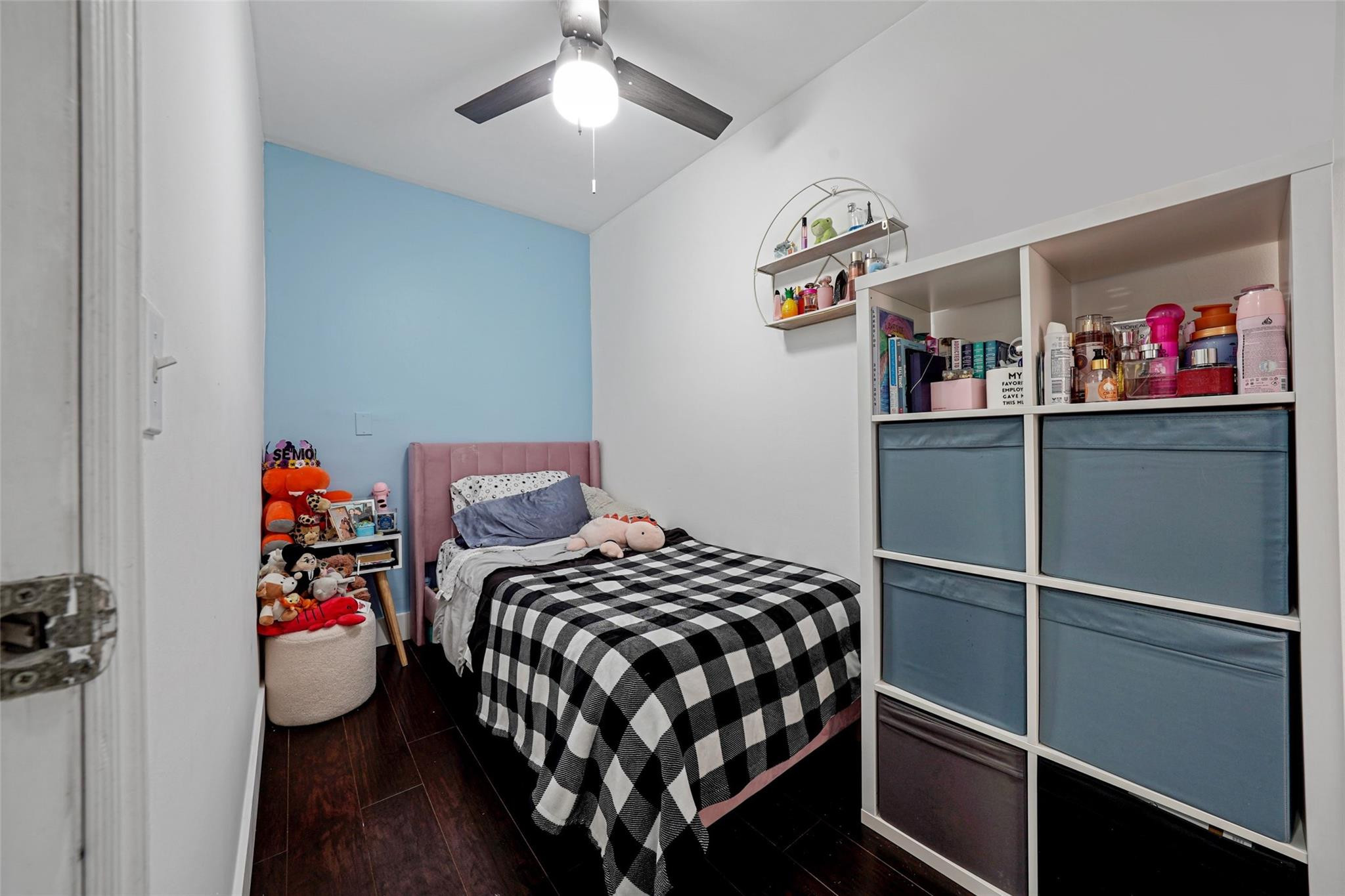 757 NW 208th Pembroke Pines, FL 33029