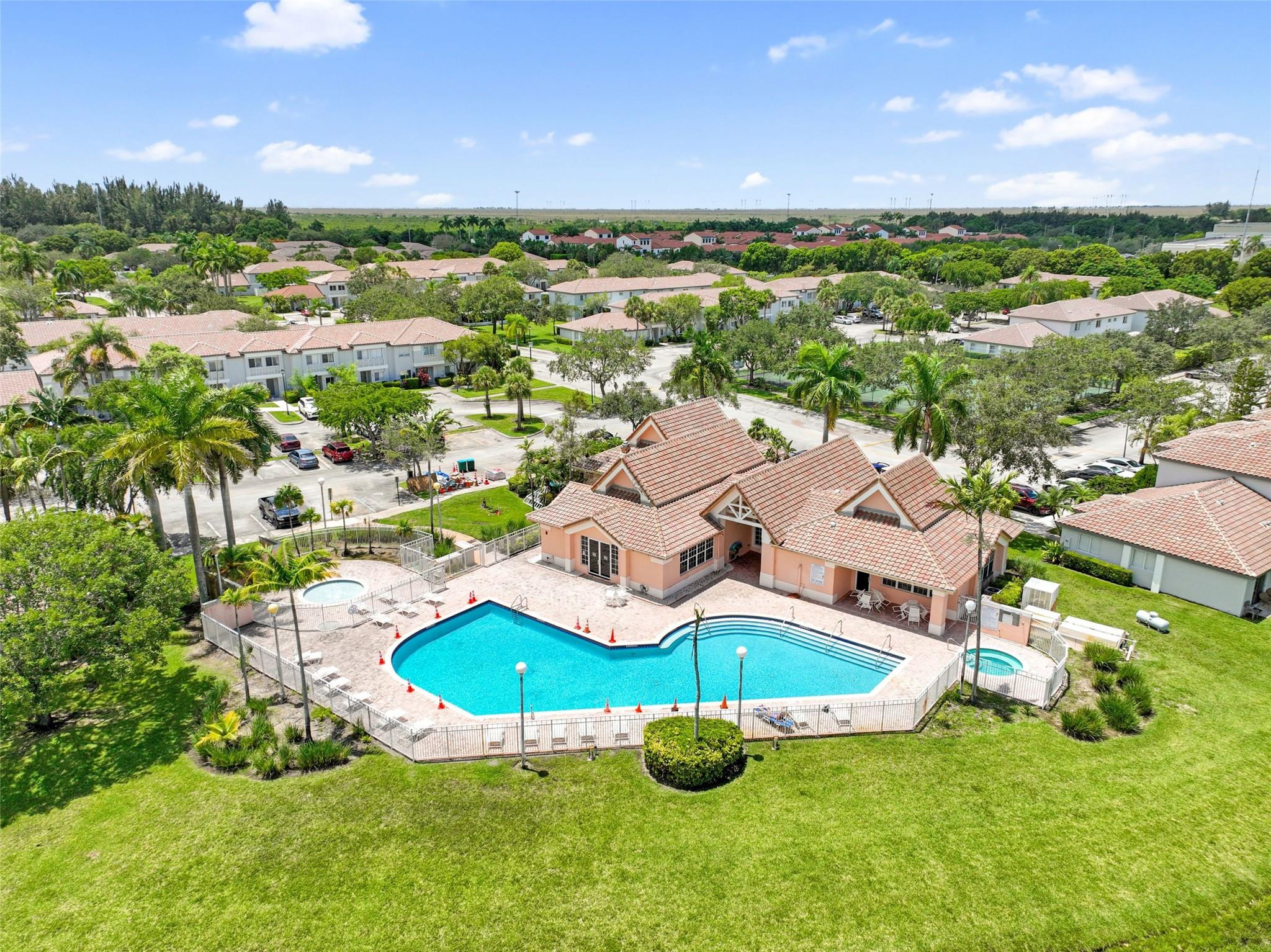 757 NW 208th Pembroke Pines, FL 33029