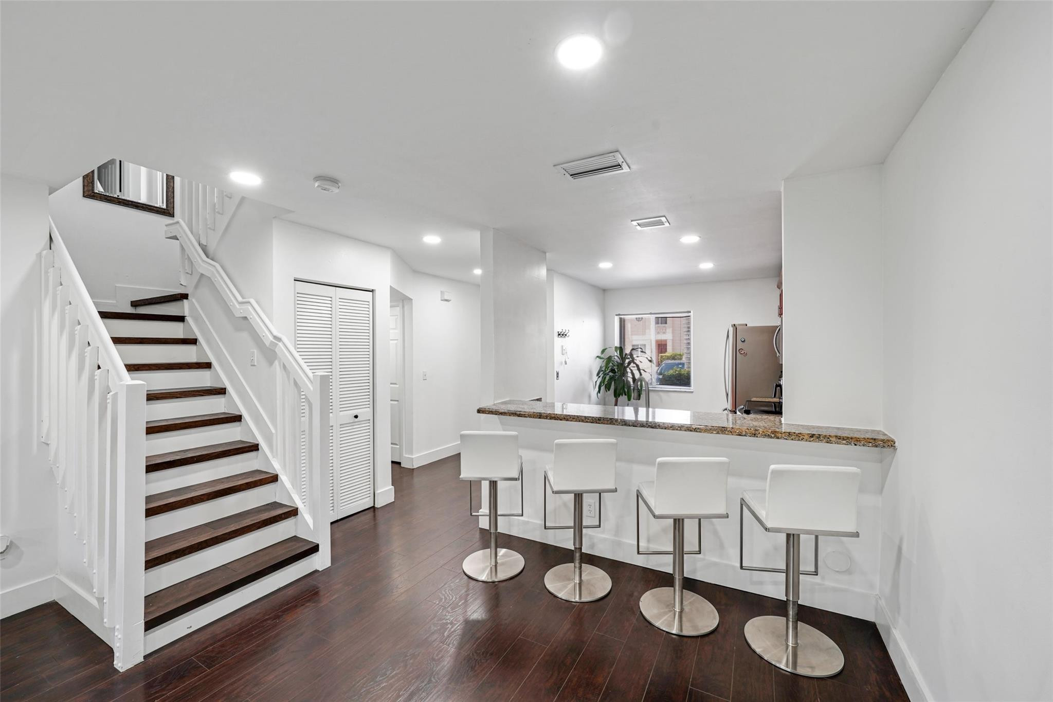 757 NW 208th Pembroke Pines, FL 33029