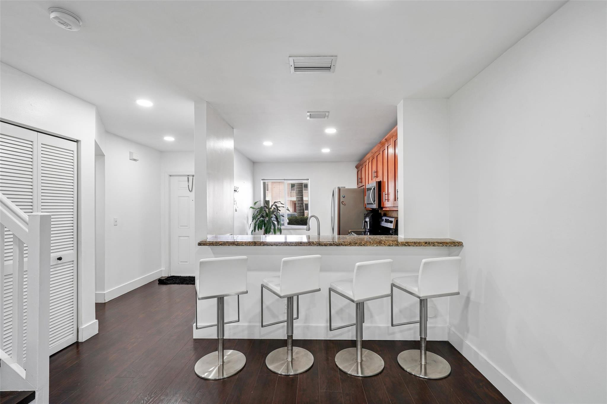 757 NW 208th Pembroke Pines, FL 33029