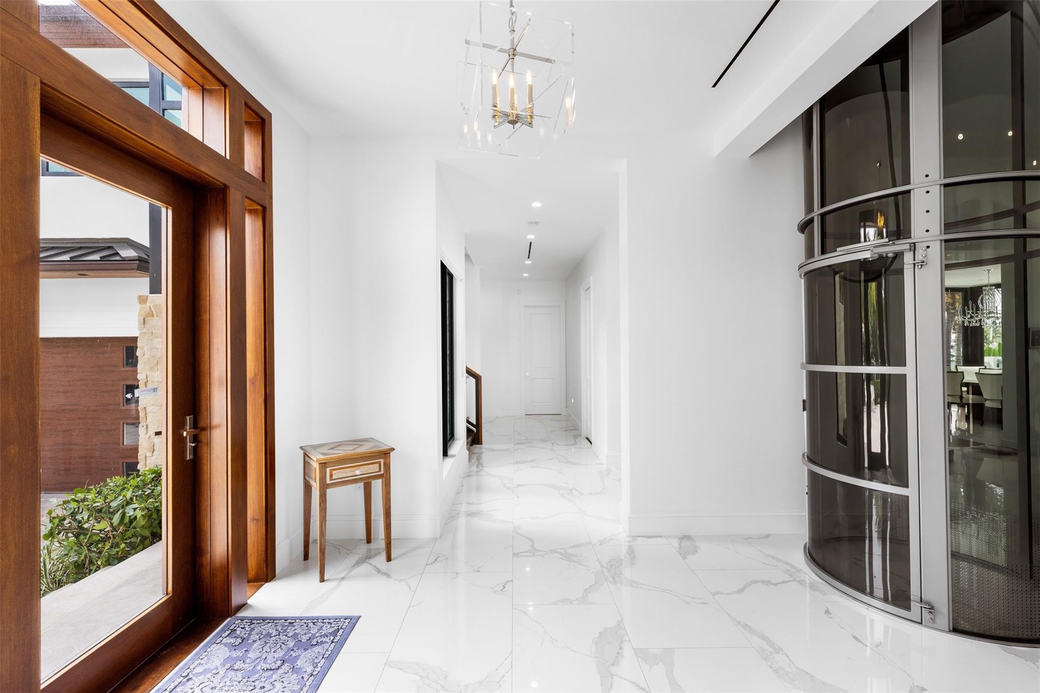 797 Middle Riv Dr Fort Lauderdale, FL 33304