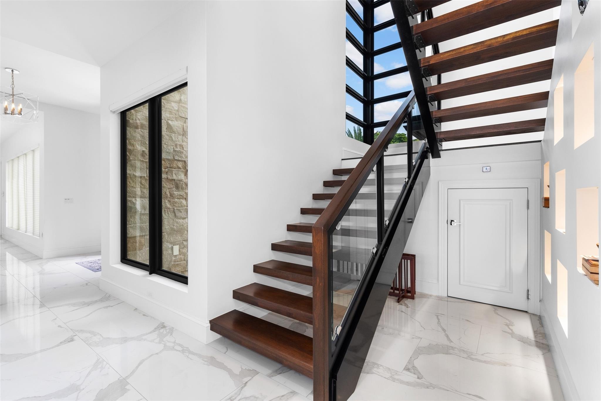 797 Middle Riv Dr Fort Lauderdale, FL 33304