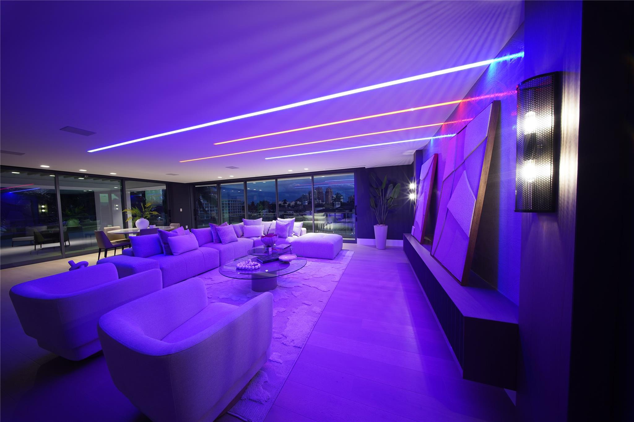 2880 NE 28th St Fort Lauderdale, FL 33306