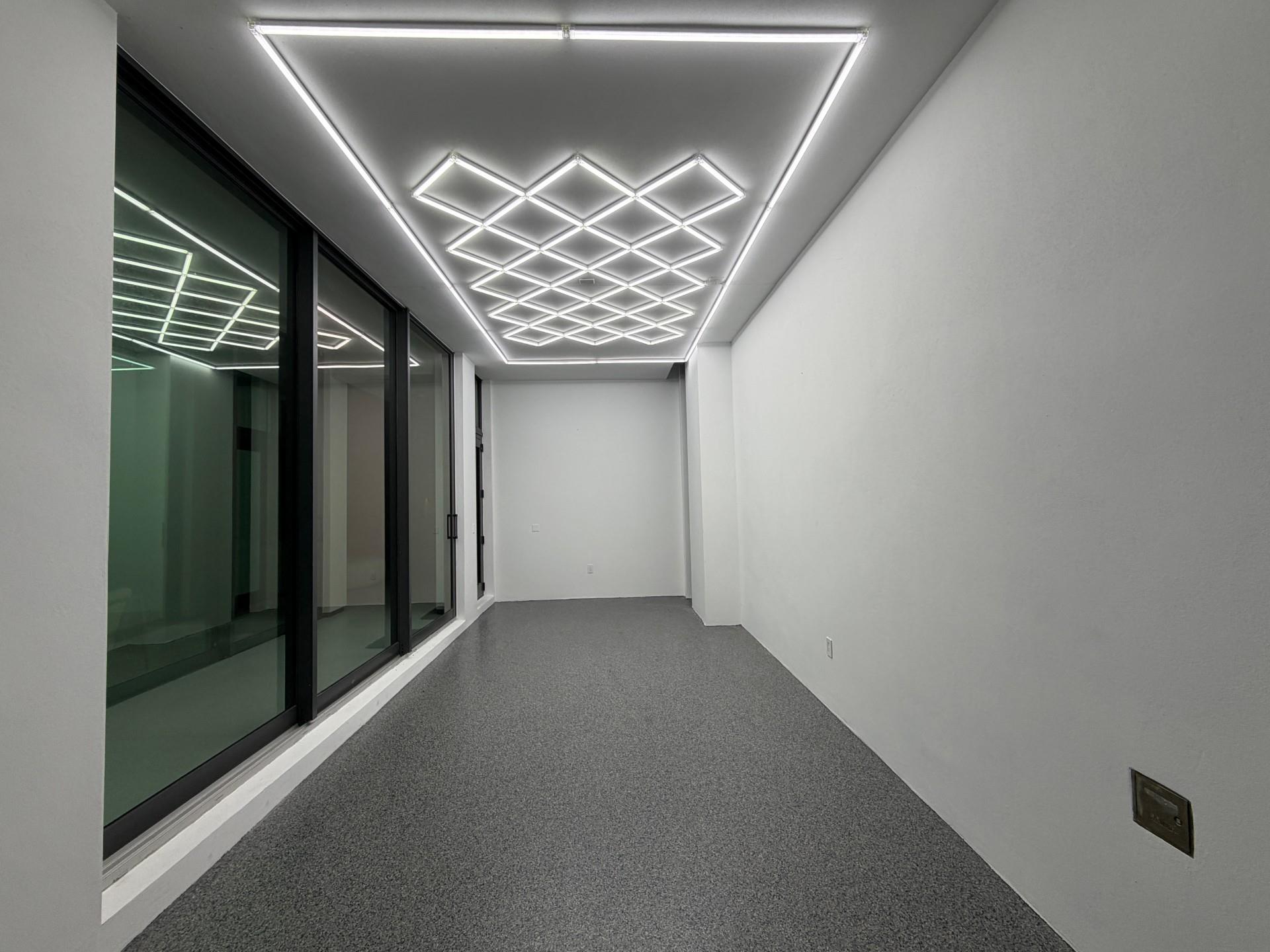 2880 NE 28th St Fort Lauderdale, FL 33306