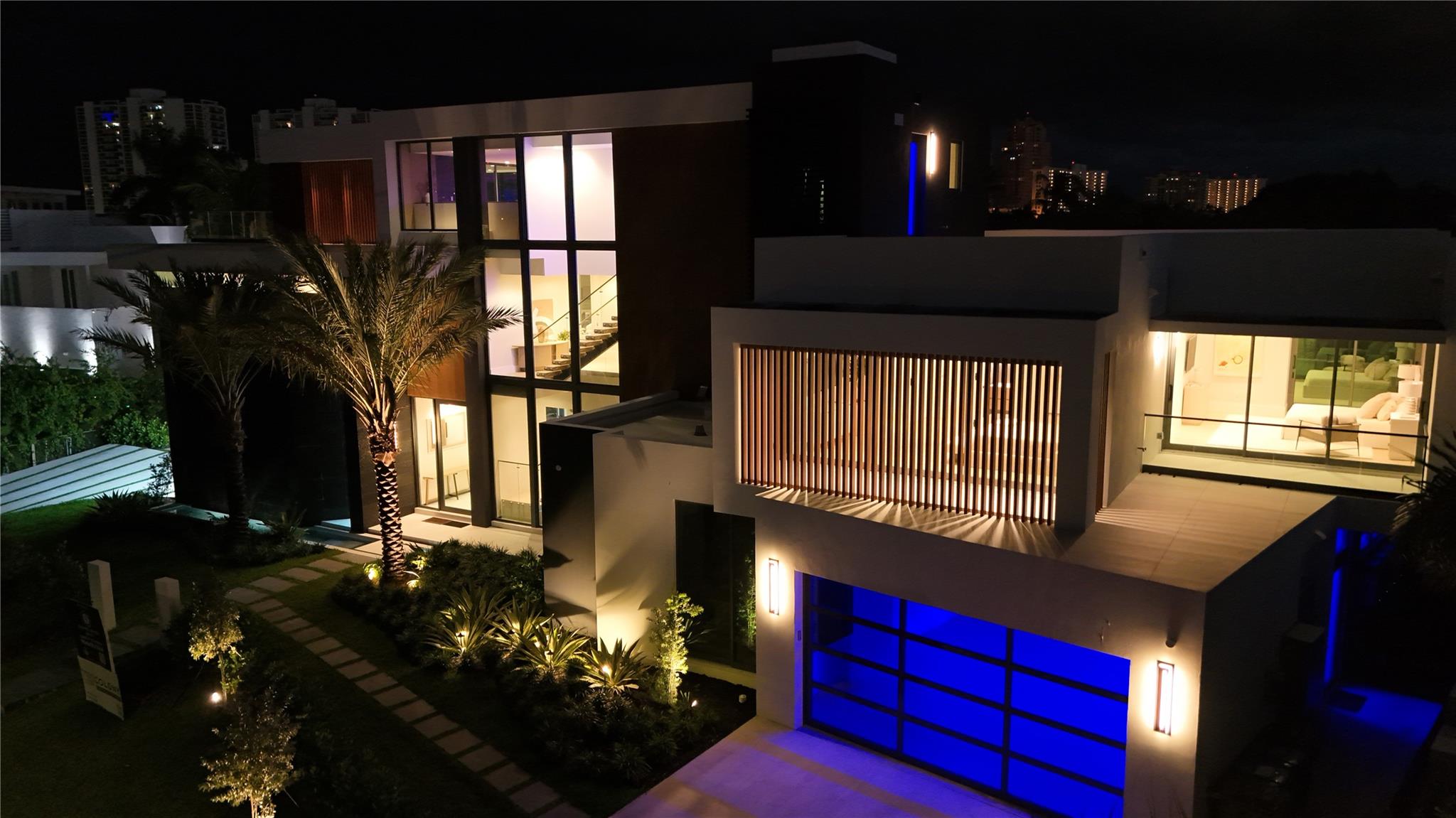 2880 NE 28th St Fort Lauderdale, FL 33306