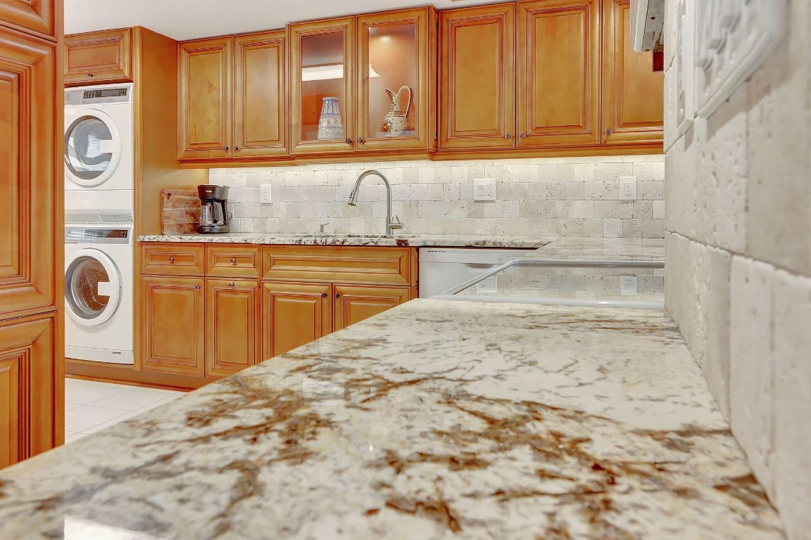 2000 S Ocean #1104 Fort Lauderdale, FL 33316