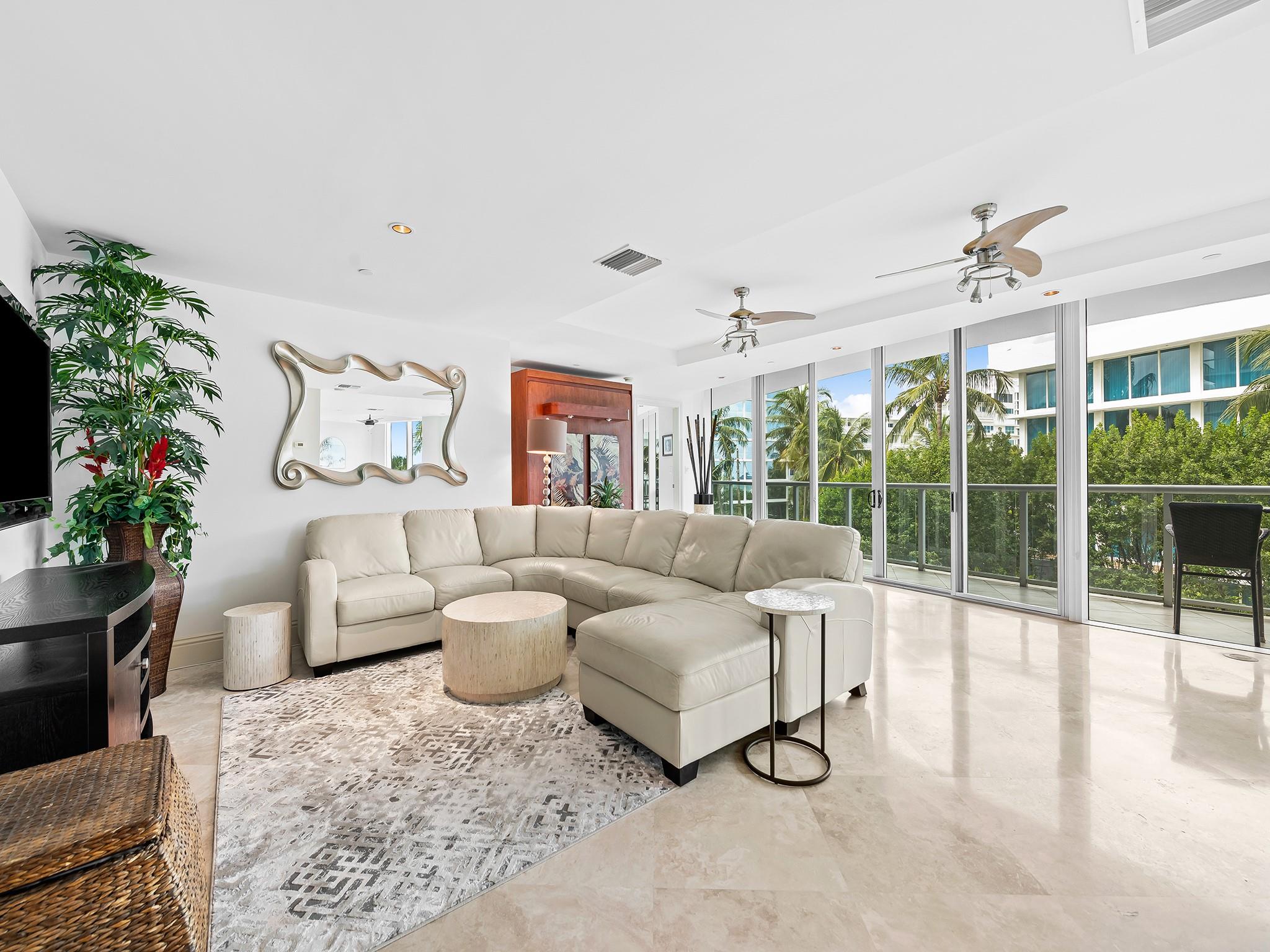 1200 Holiday Dr #208 Fort Lauderdale, FL 33316