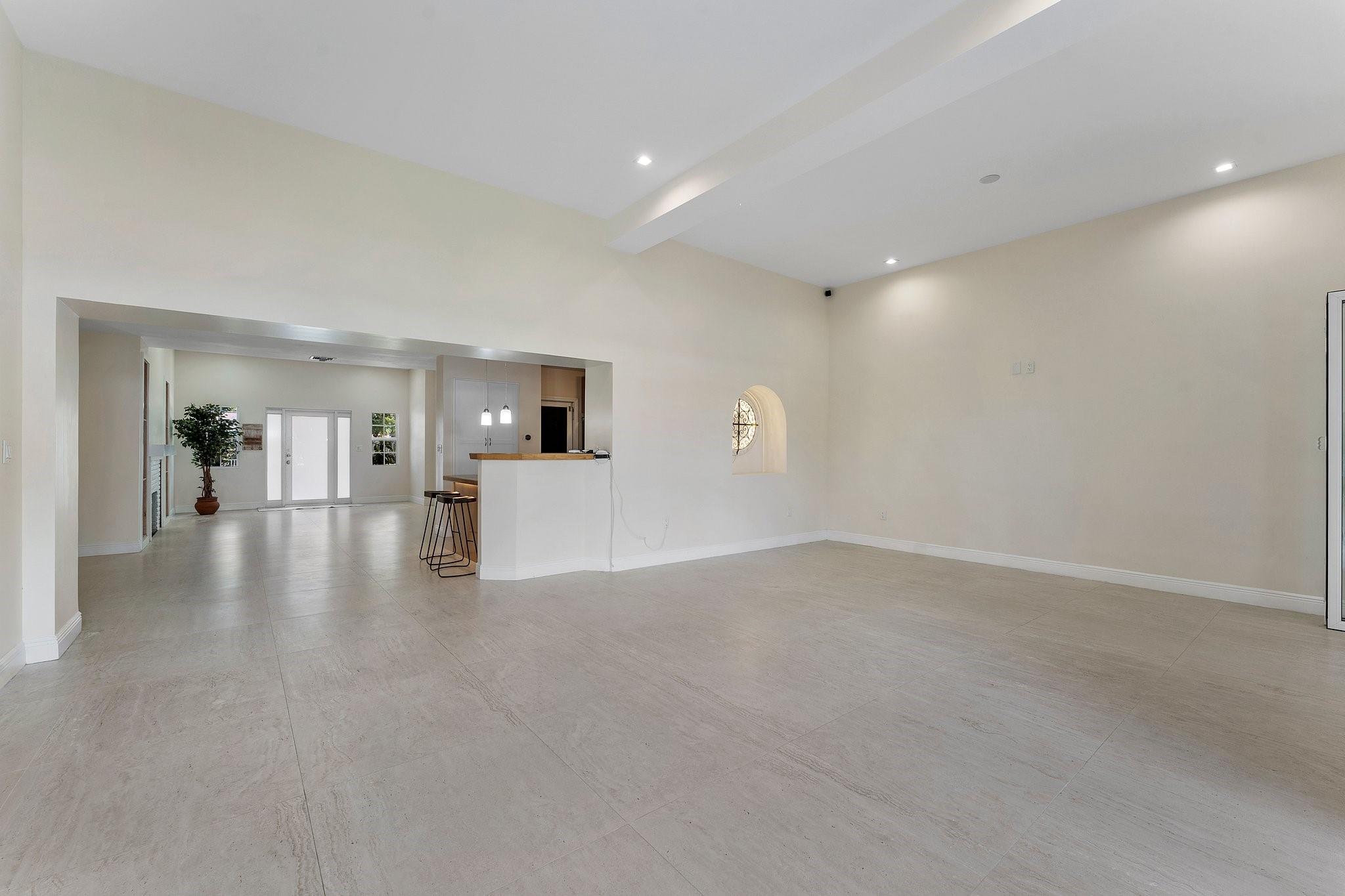 921 SW 17th St Fort Lauderdale, FL 33315