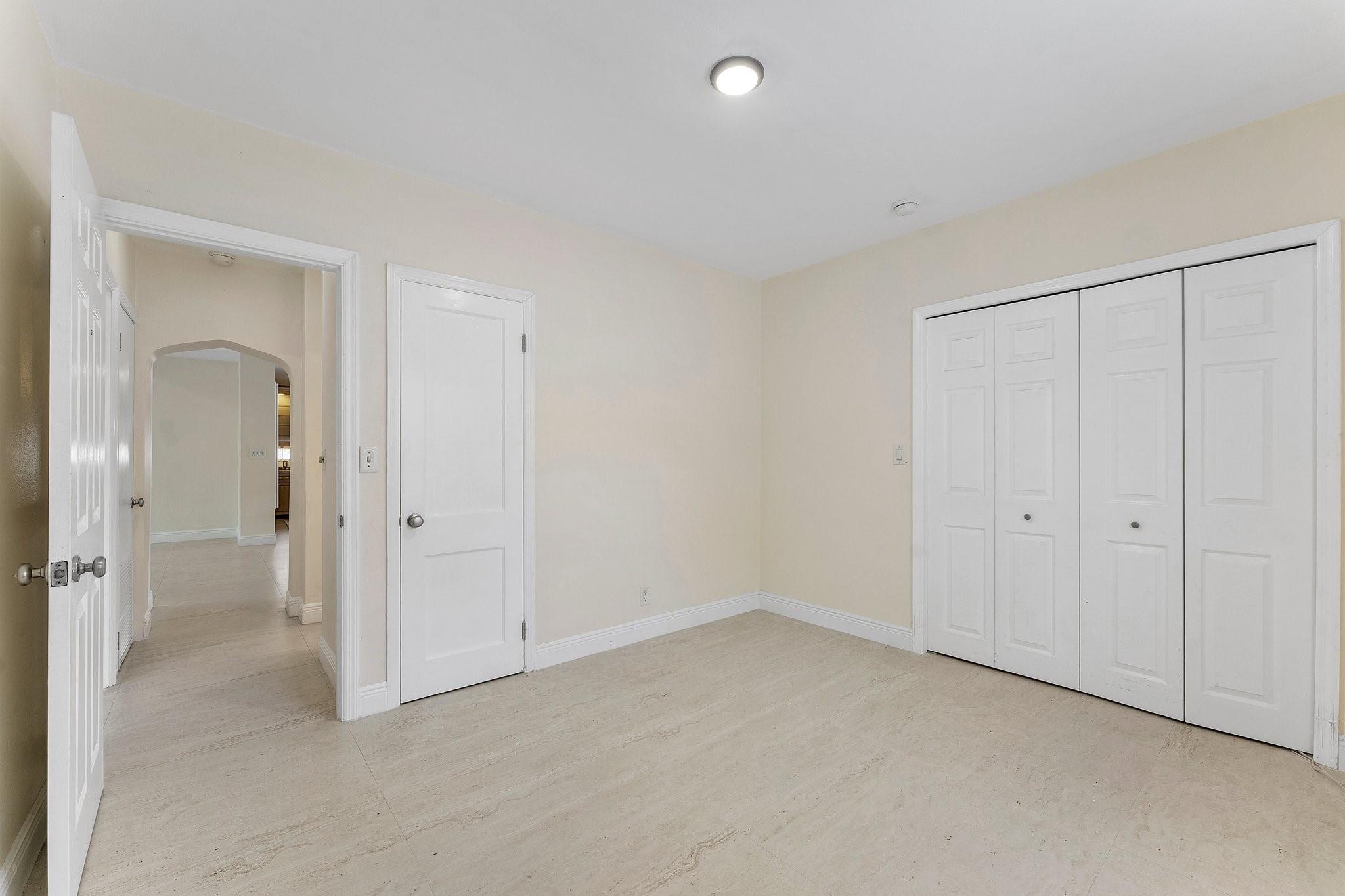 921 SW 17th St Fort Lauderdale, FL 33315