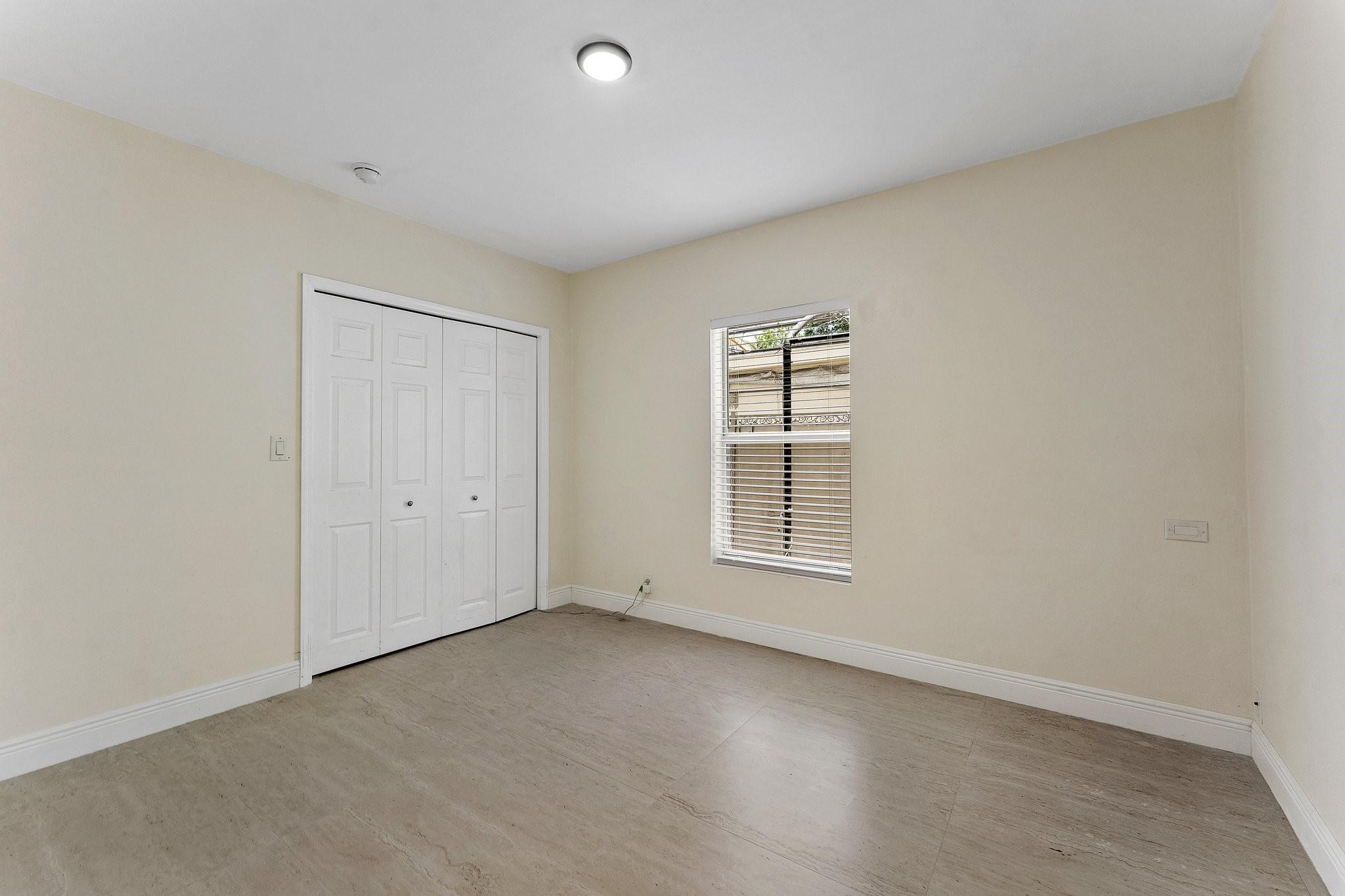 921 SW 17th St Fort Lauderdale, FL 33315