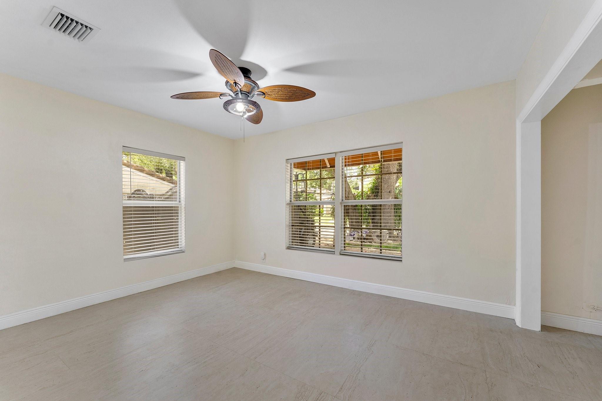 921 SW 17th St Fort Lauderdale, FL 33315