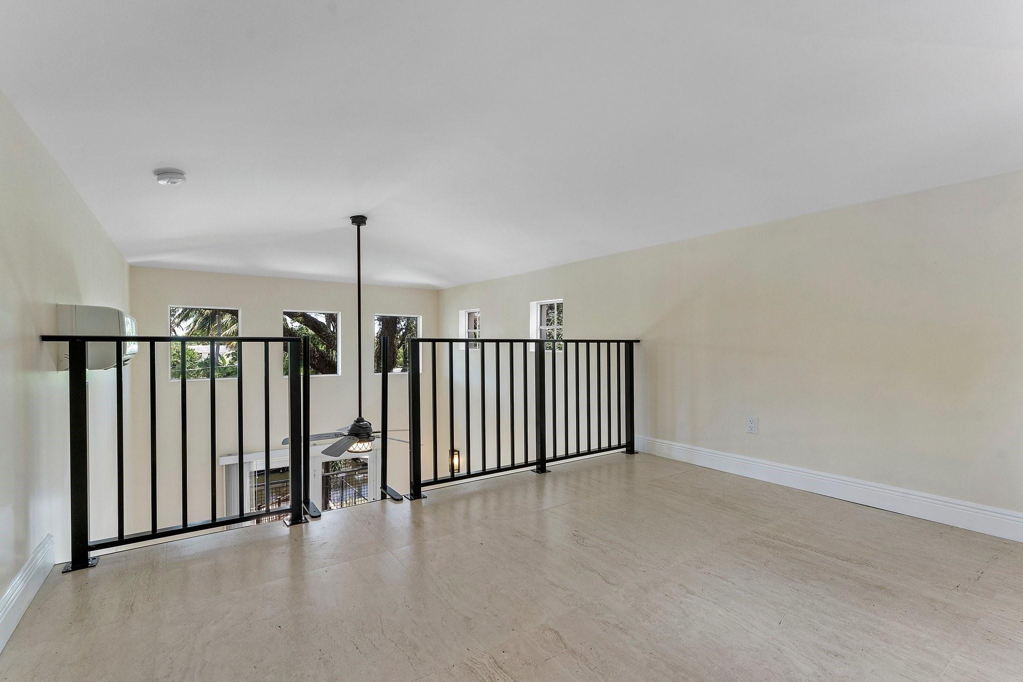 921 SW 17th St Fort Lauderdale, FL 33315