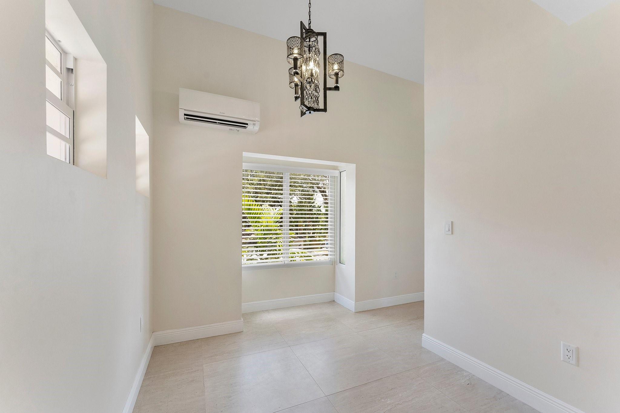 921 SW 17th St Fort Lauderdale, FL 33315