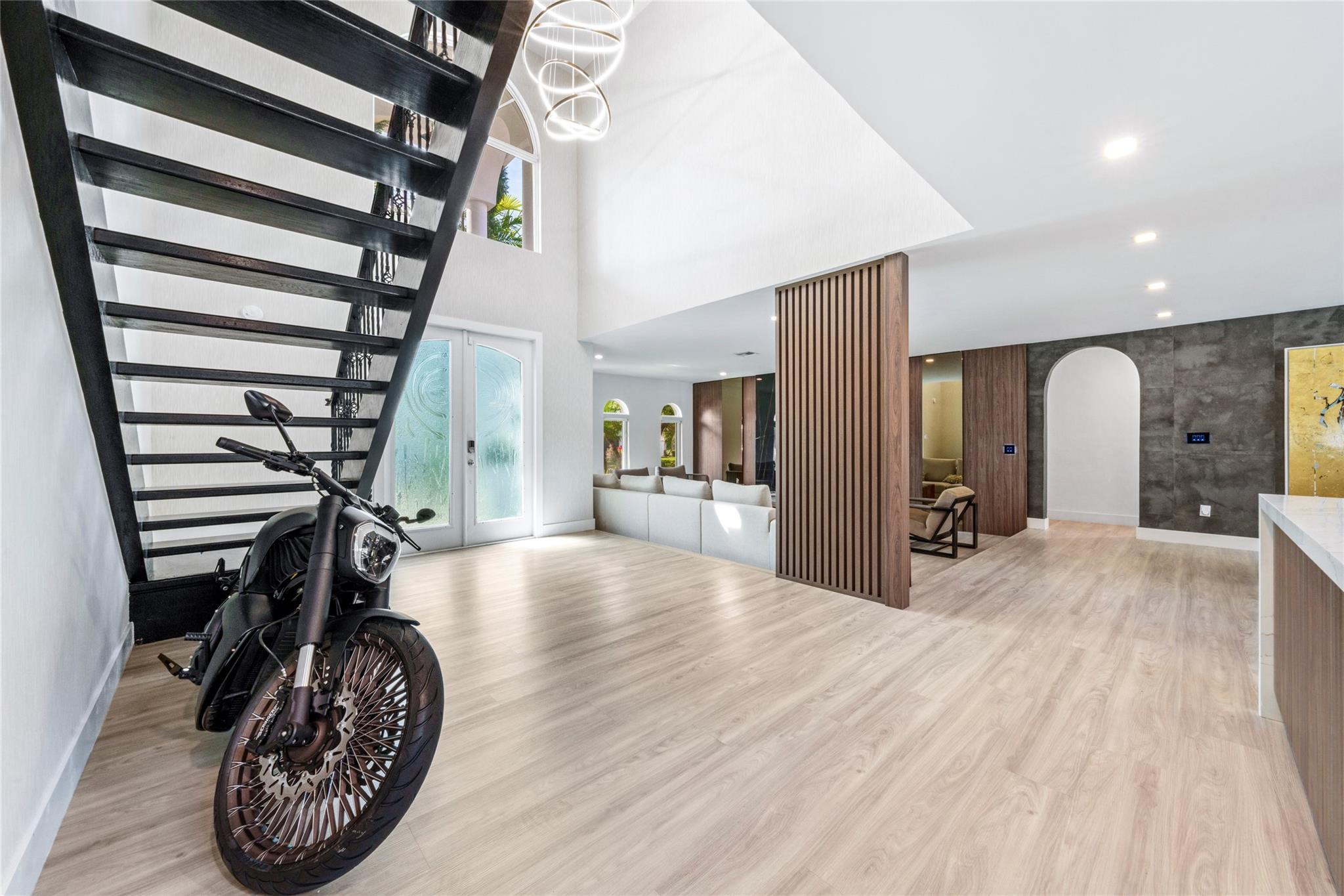 11 S Castle Hbr Is Fort Lauderdale, FL 33308