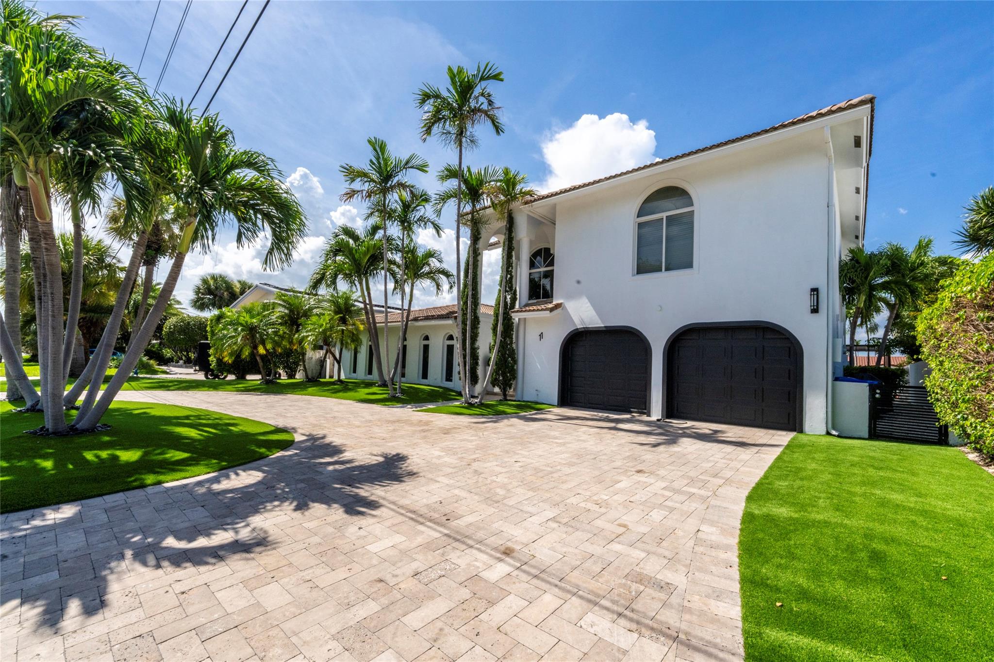 11 S Castle Hbr Is Fort Lauderdale, FL 33308