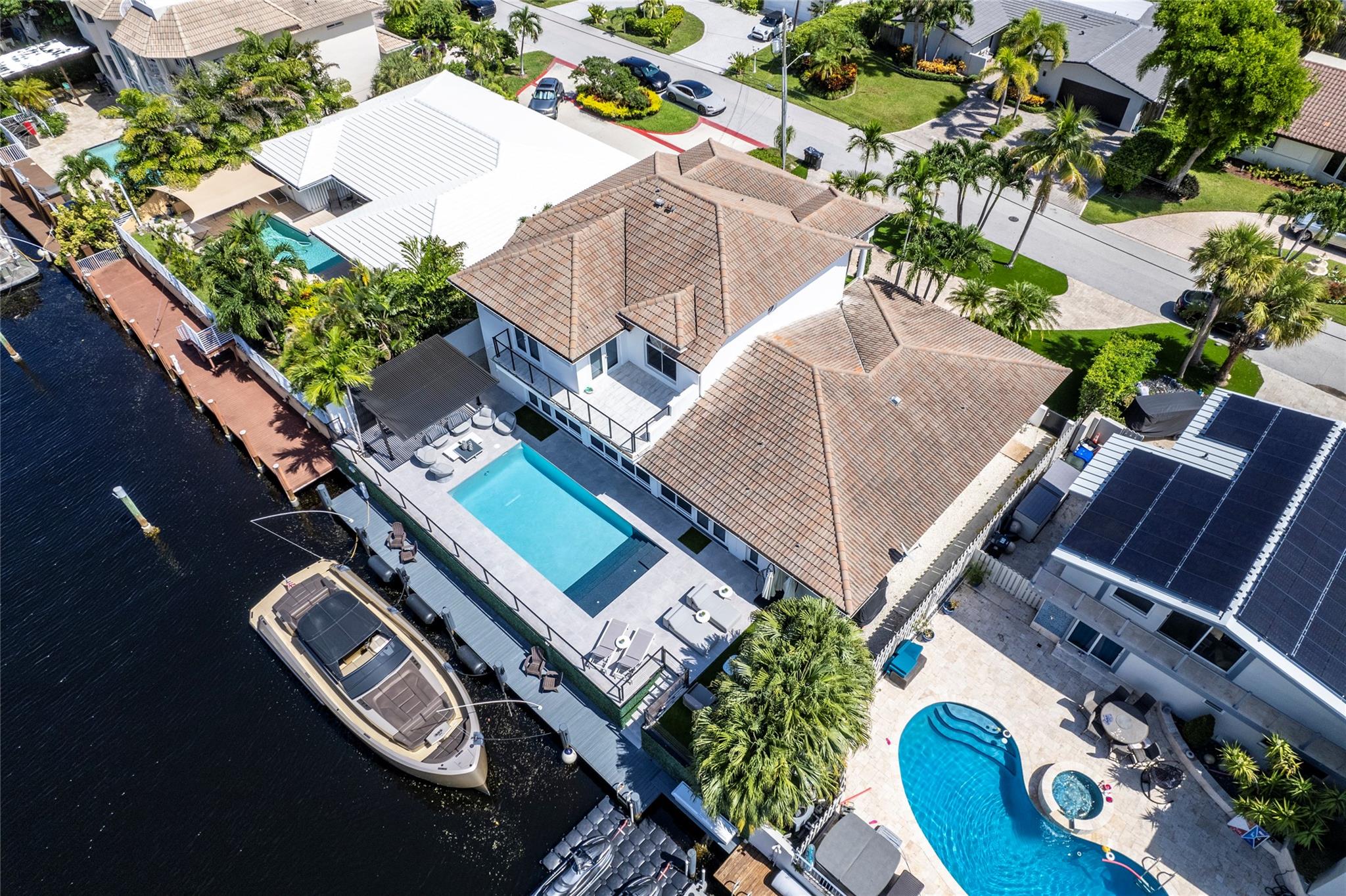 11 S Castle Hbr Is Fort Lauderdale, FL 33308