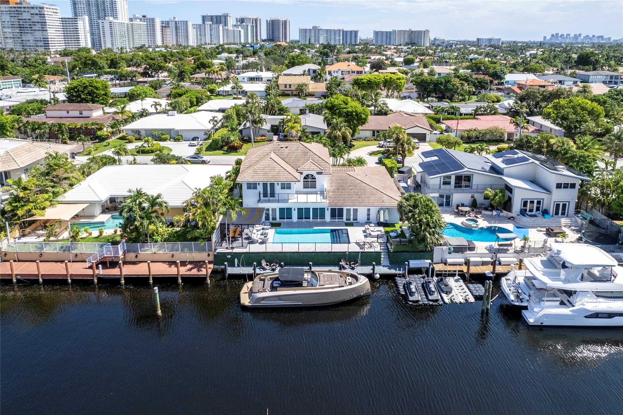 11 S Castle Hbr Is Fort Lauderdale, FL 33308