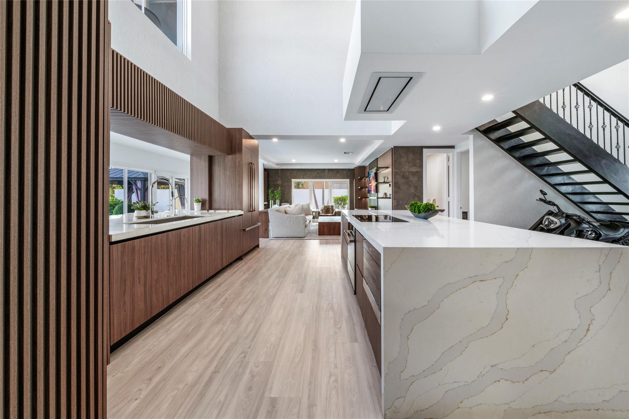 11 S Castle Hbr Is Fort Lauderdale, FL 33308