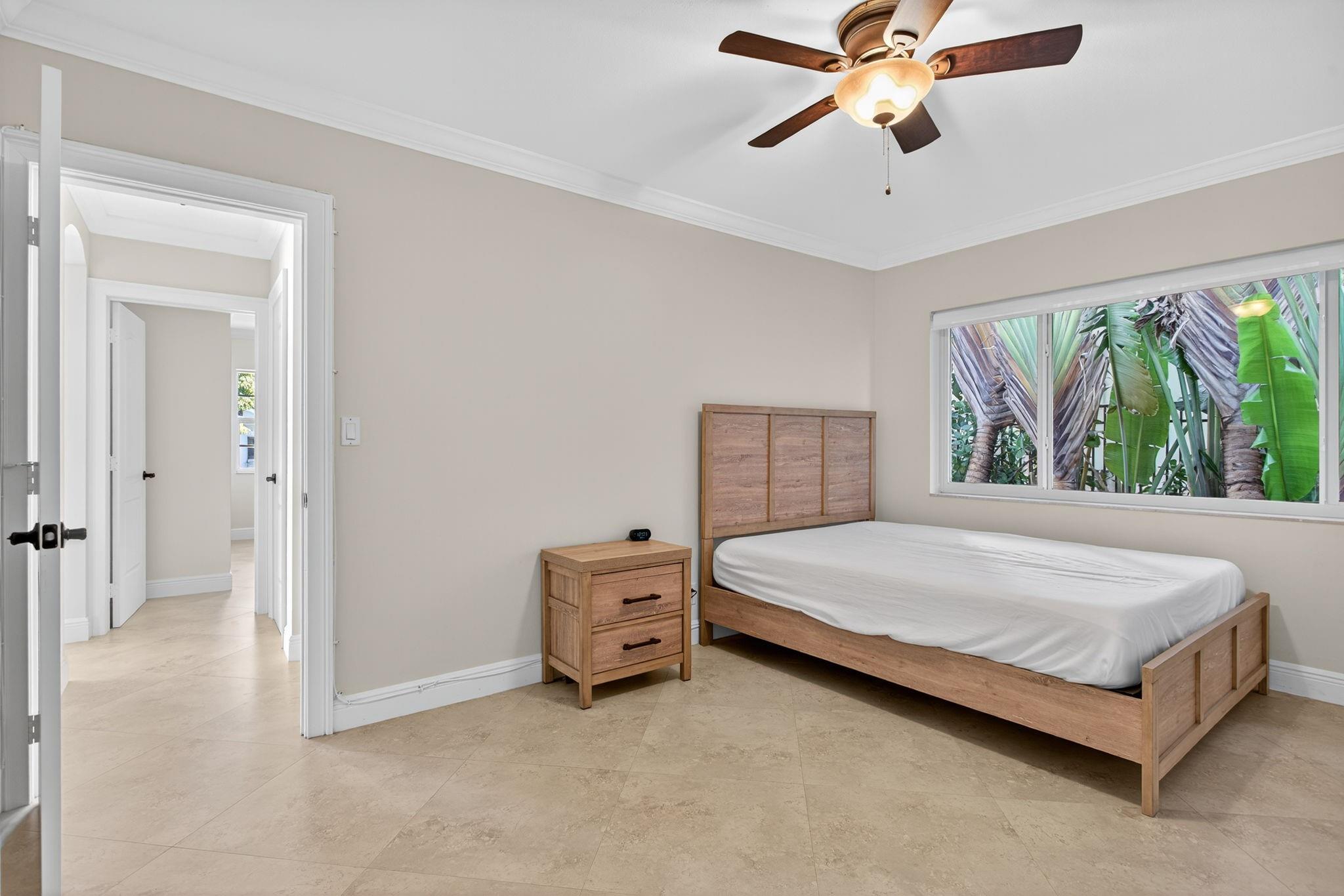 1921 W Terra Mar Dr Lauderdale By The Sea, FL 33062