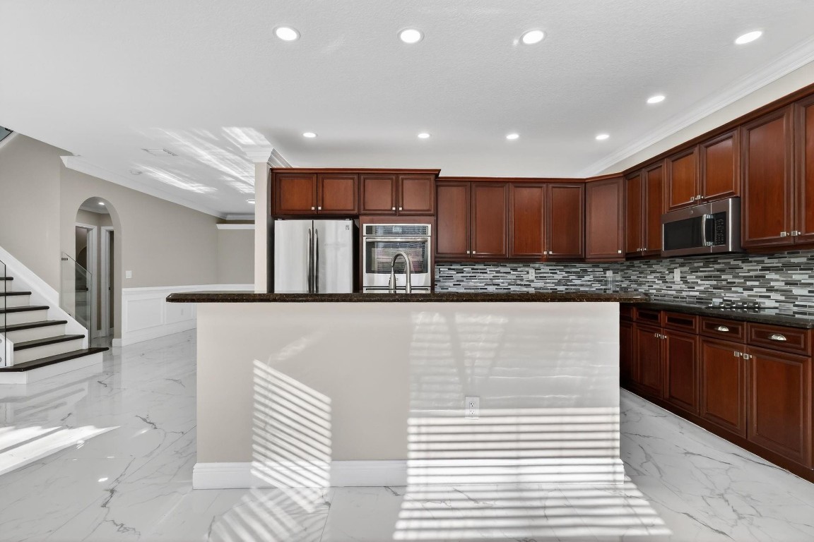 9115 Dupont Pl Wellington, FL 33414