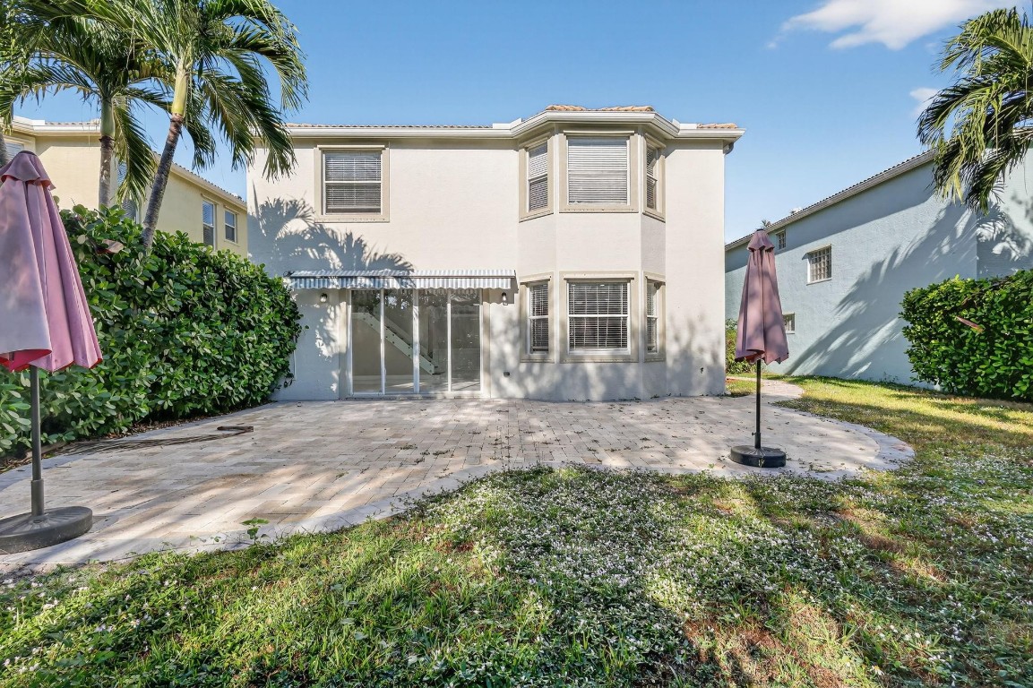 9115 Dupont Pl Wellington, FL 33414