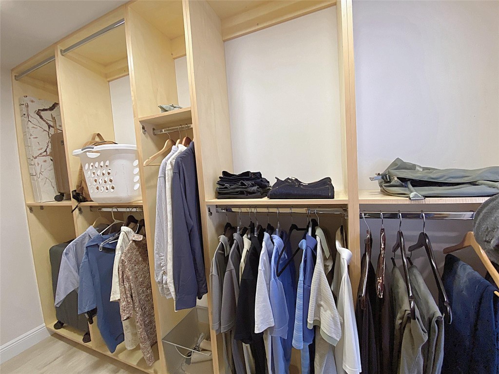 2400 Presidential #1104 West Palm Beach, FL 33401