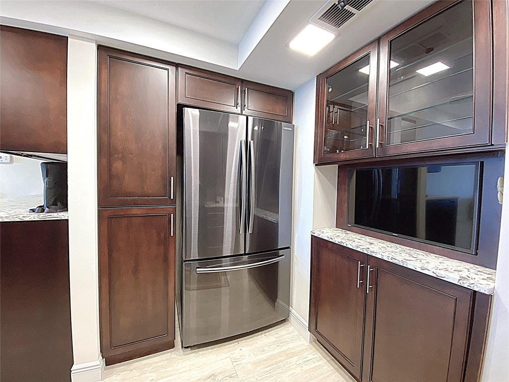 2400 Presidential #1104 West Palm Beach, FL 33401