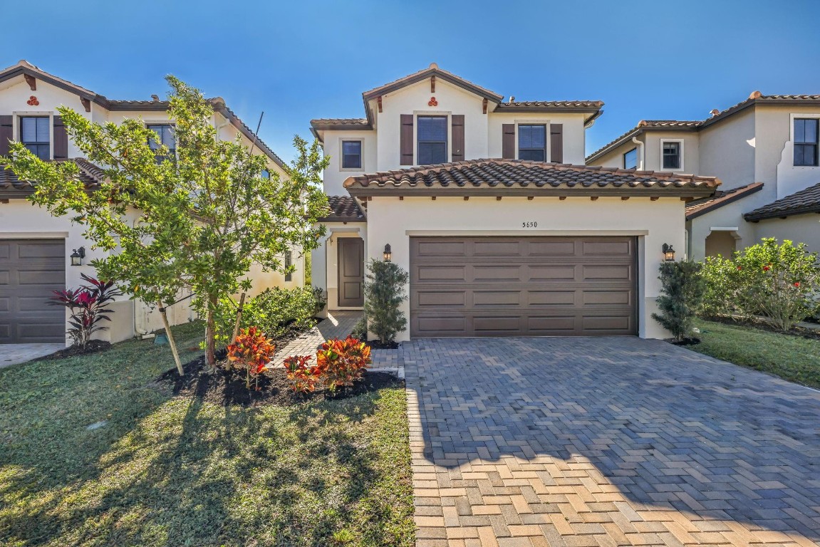 5650 Agostino Way Ave Maria, FL 34142