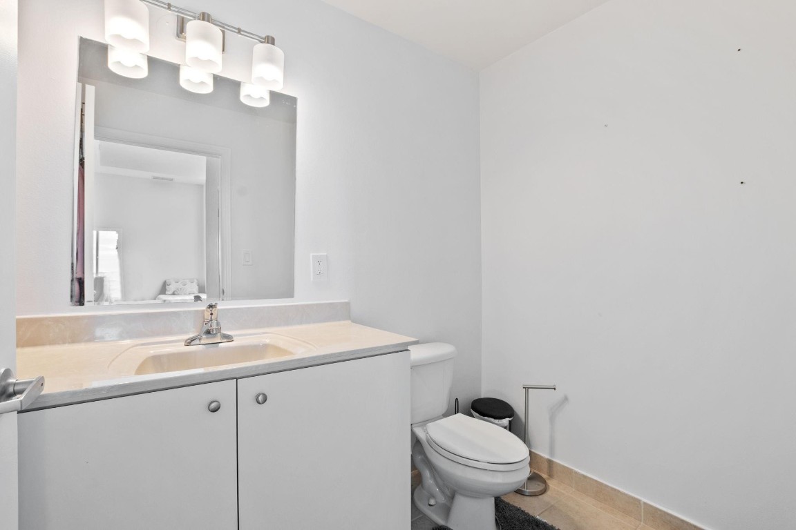 9066 SW 73rd #701 Miami, FL 33156