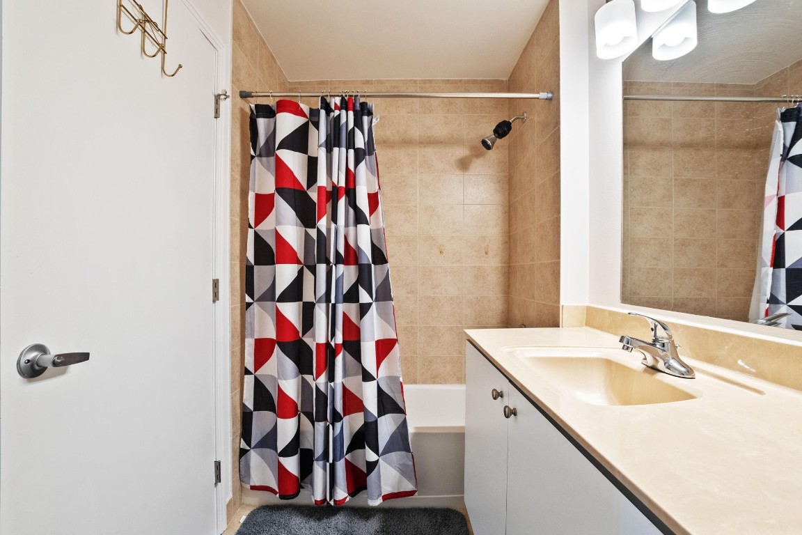 9066 SW 73rd #701 Miami, FL 33156