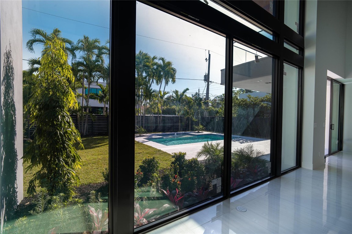 508 NE 9th Fort Lauderdale, FL 33301