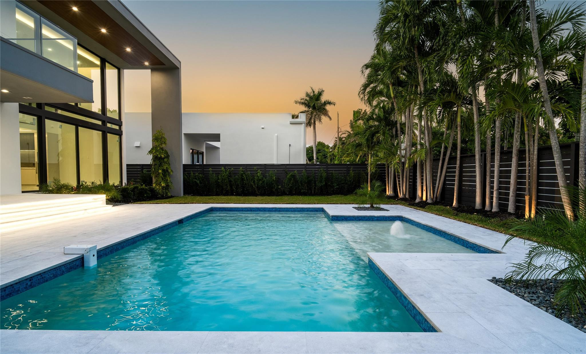 508 NE 9th Fort Lauderdale, FL 33301