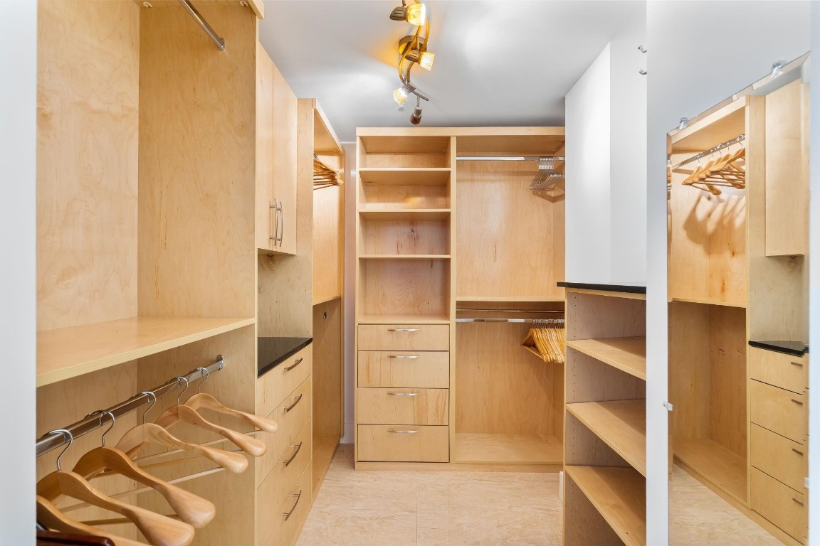 347 N New Riv #602 Fort Lauderdale, FL 33301