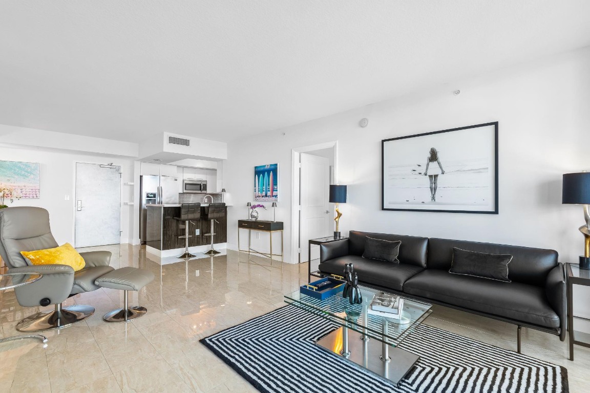 347 N New Riv #602 Fort Lauderdale, FL 33301