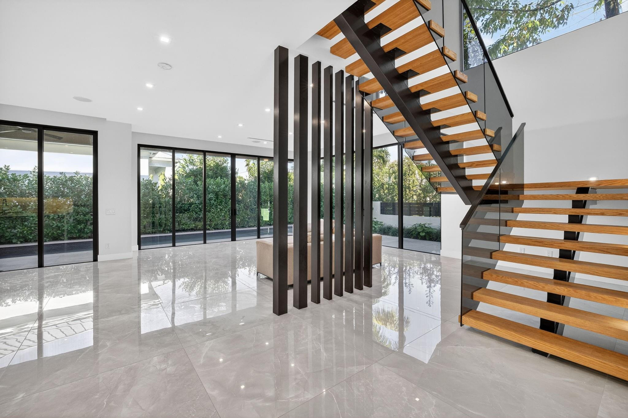 1225 NE 4th Fort Lauderdale, FL 33301