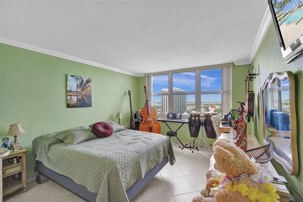 1865 79th St #16B North Bay Village, FL 33141