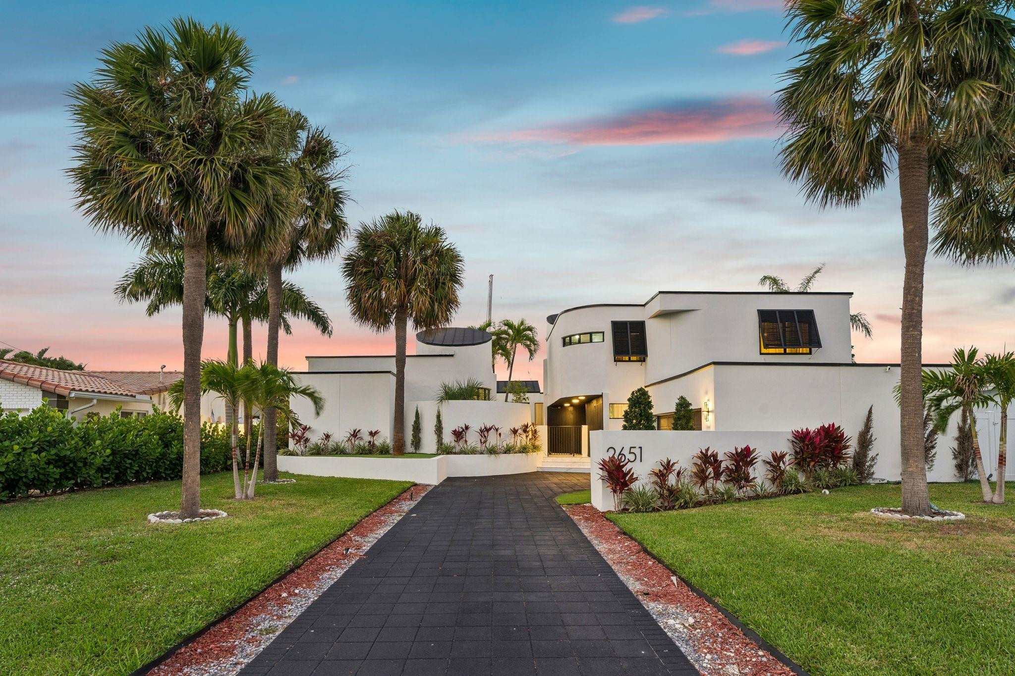2651 NE 22nd Pompano Beach, FL 33062