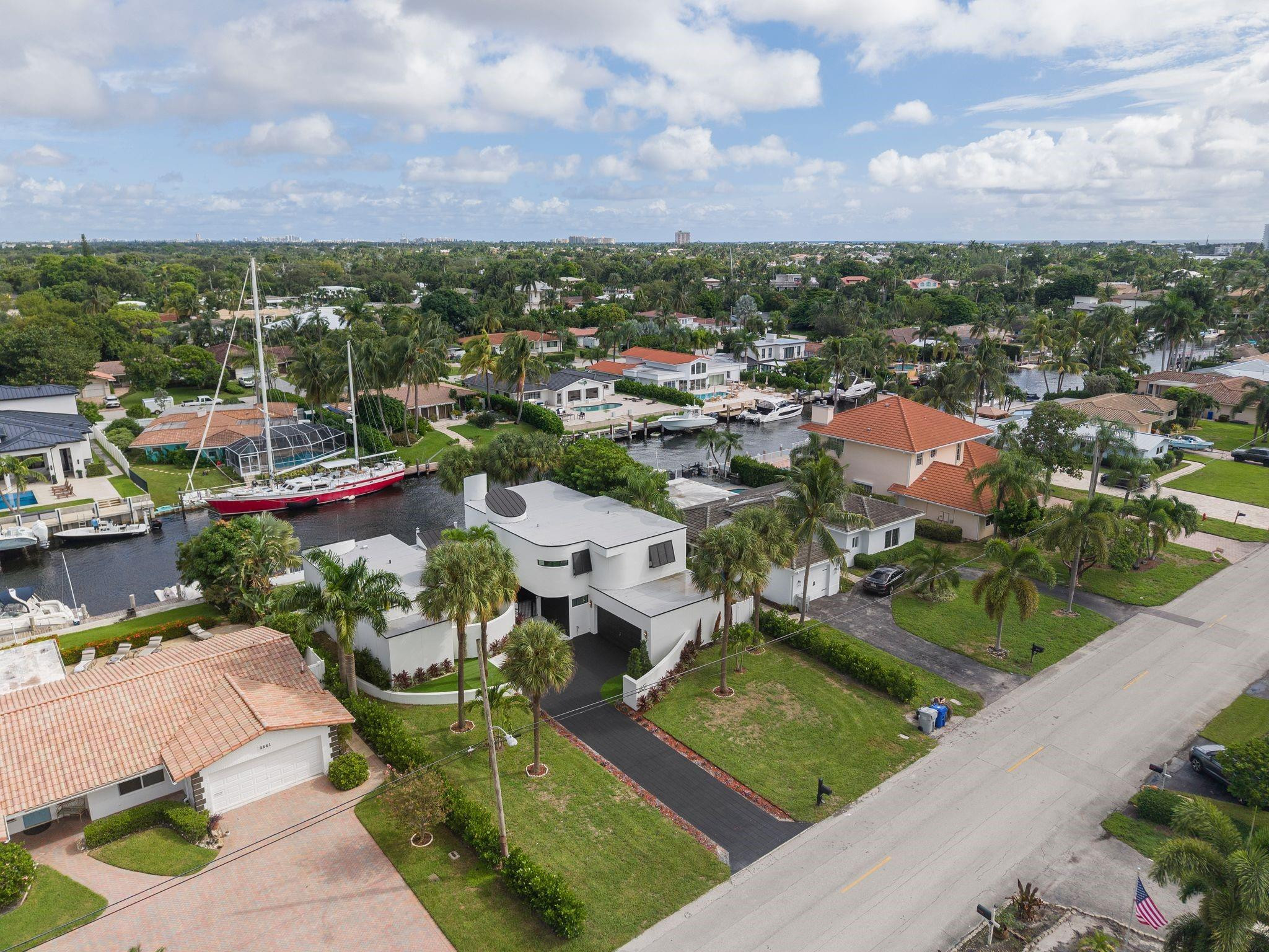 2651 NE 22nd Pompano Beach, FL 33062