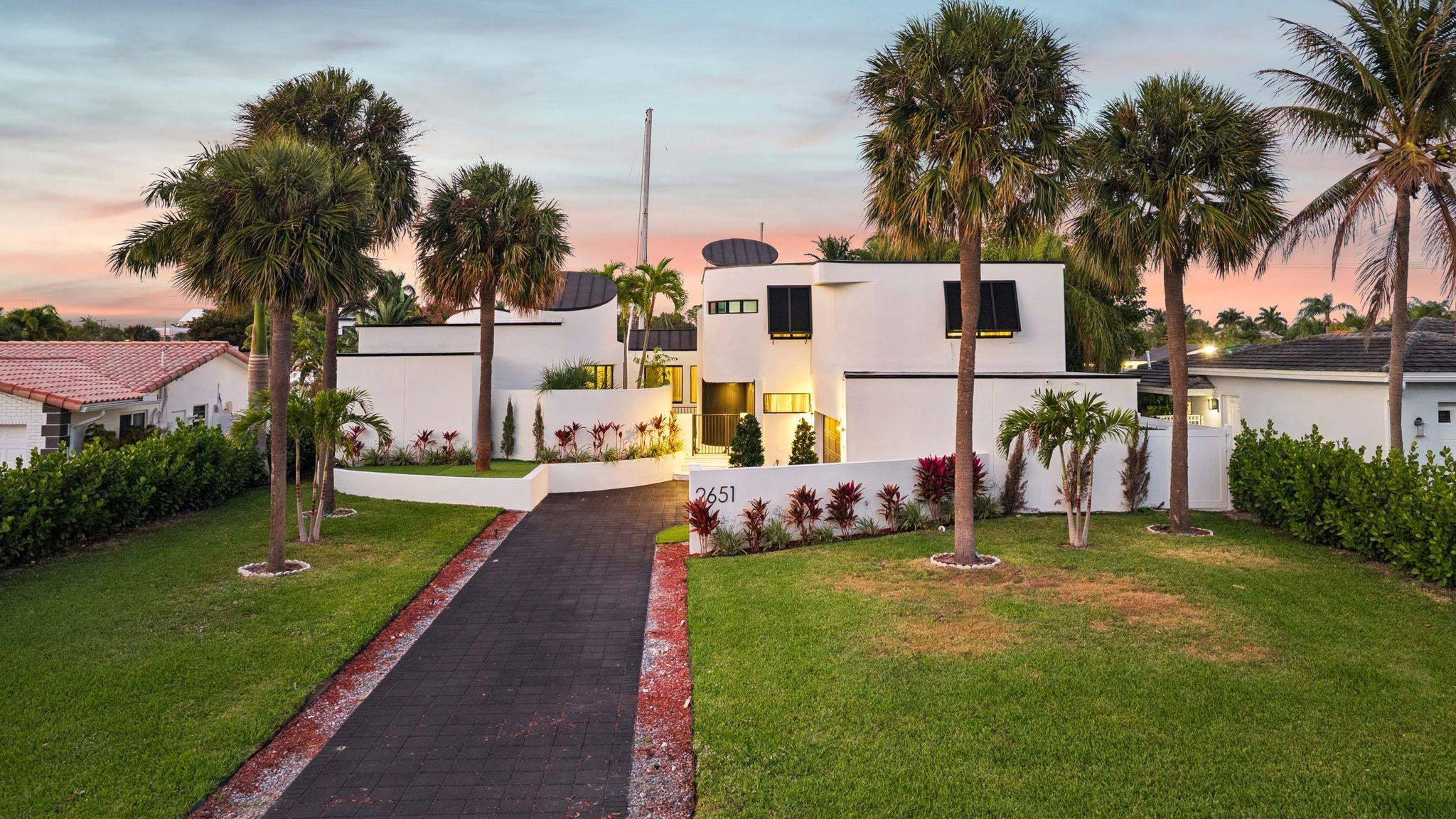 2651 NE 22nd Pompano Beach, FL 33062