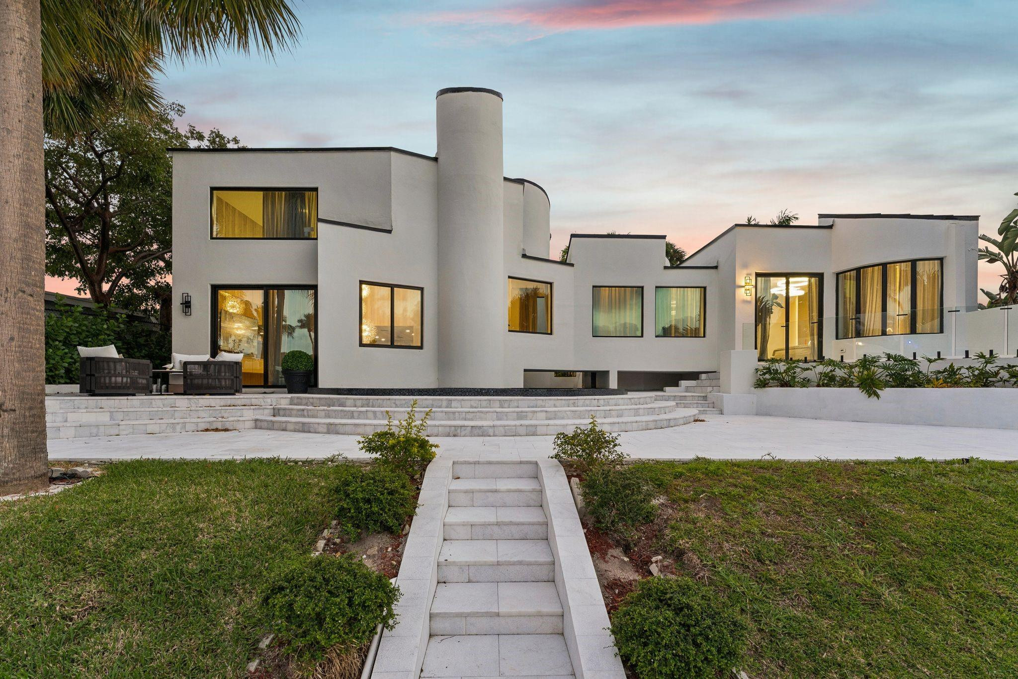 2651 NE 22nd Pompano Beach, FL 33062