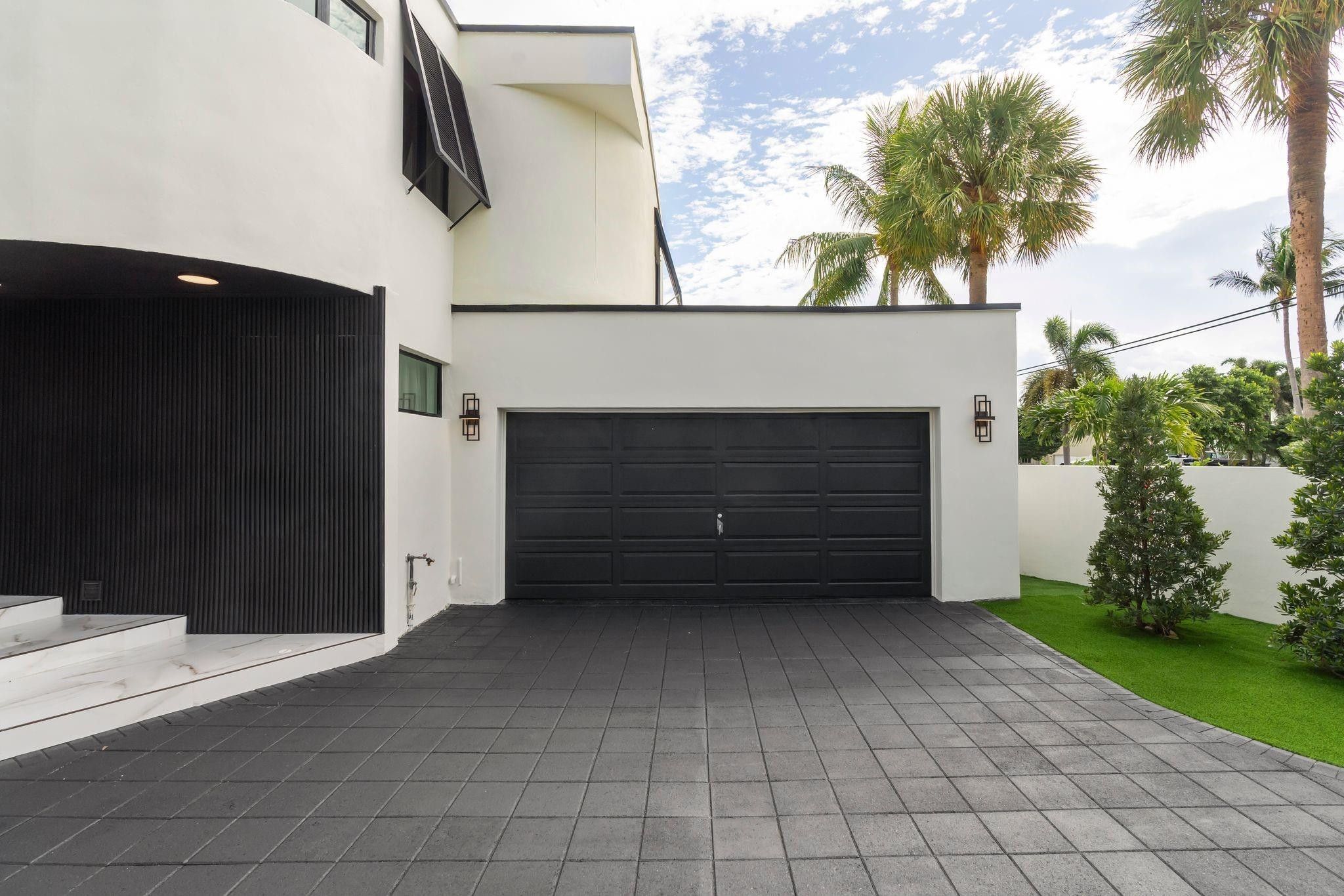 2651 NE 22nd Pompano Beach, FL 33062