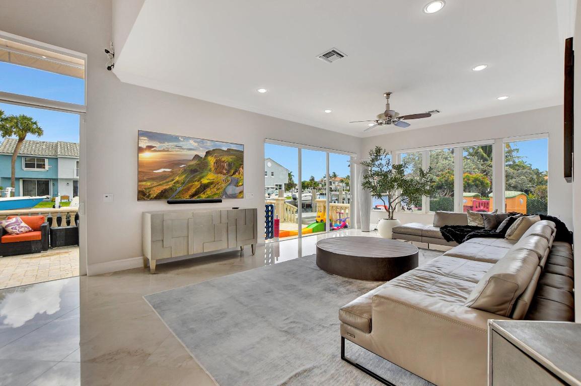 857 Havana Boca Raton, FL 33487