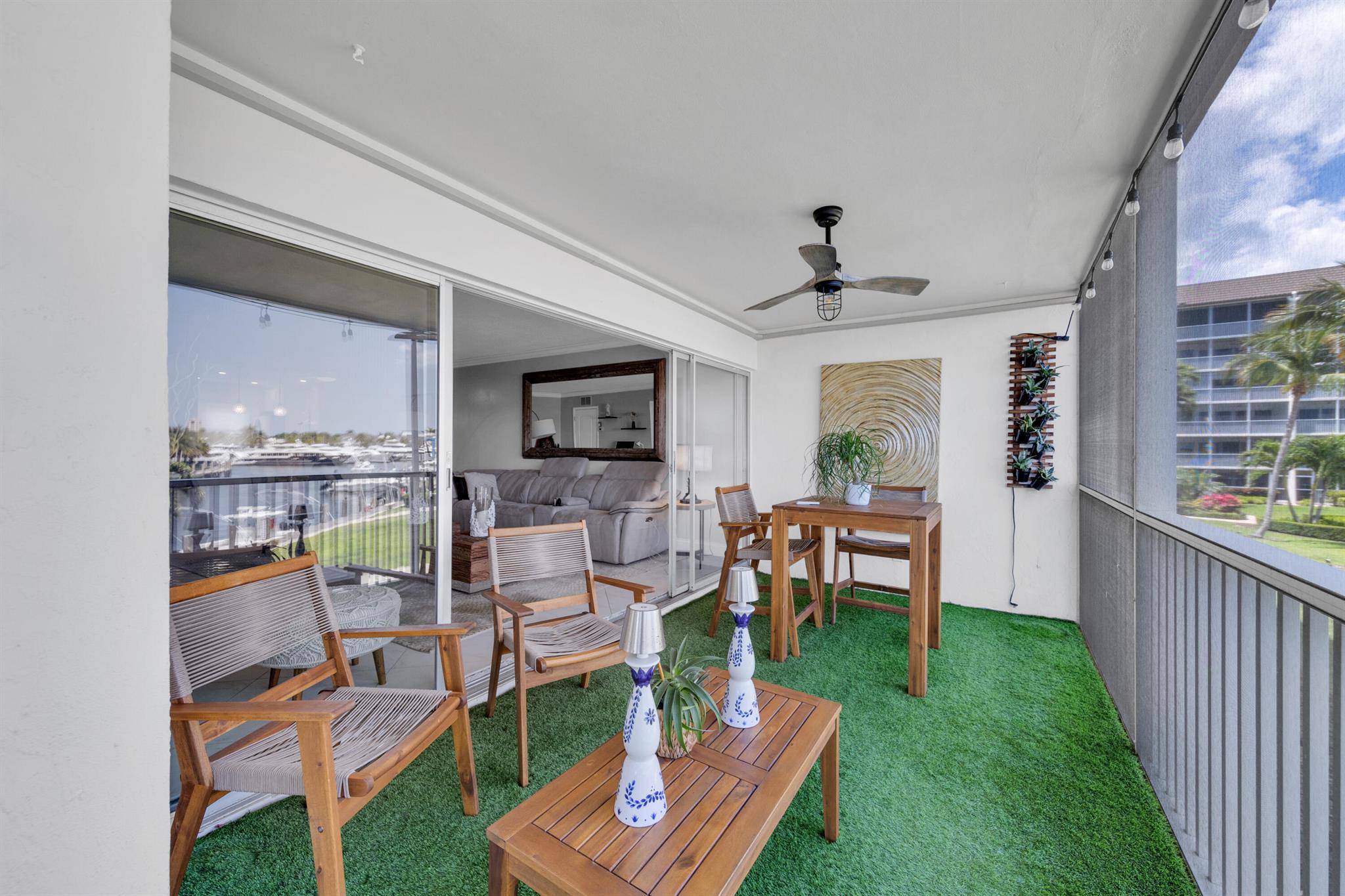 390 N Federal Hwy #204,Deerfield Beach, FL 33441