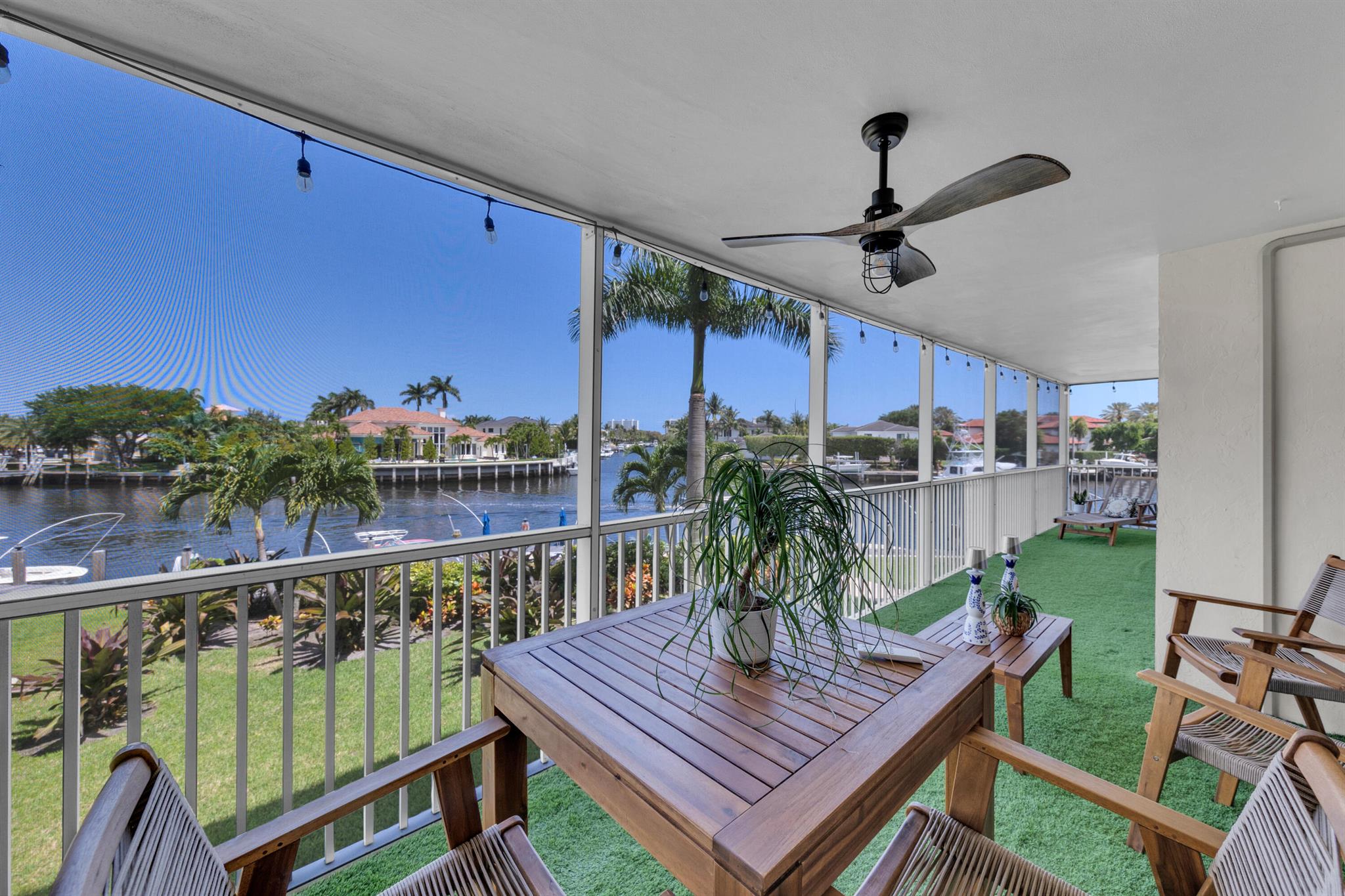 390 N Federal Hwy #204,Deerfield Beach, FL 33441