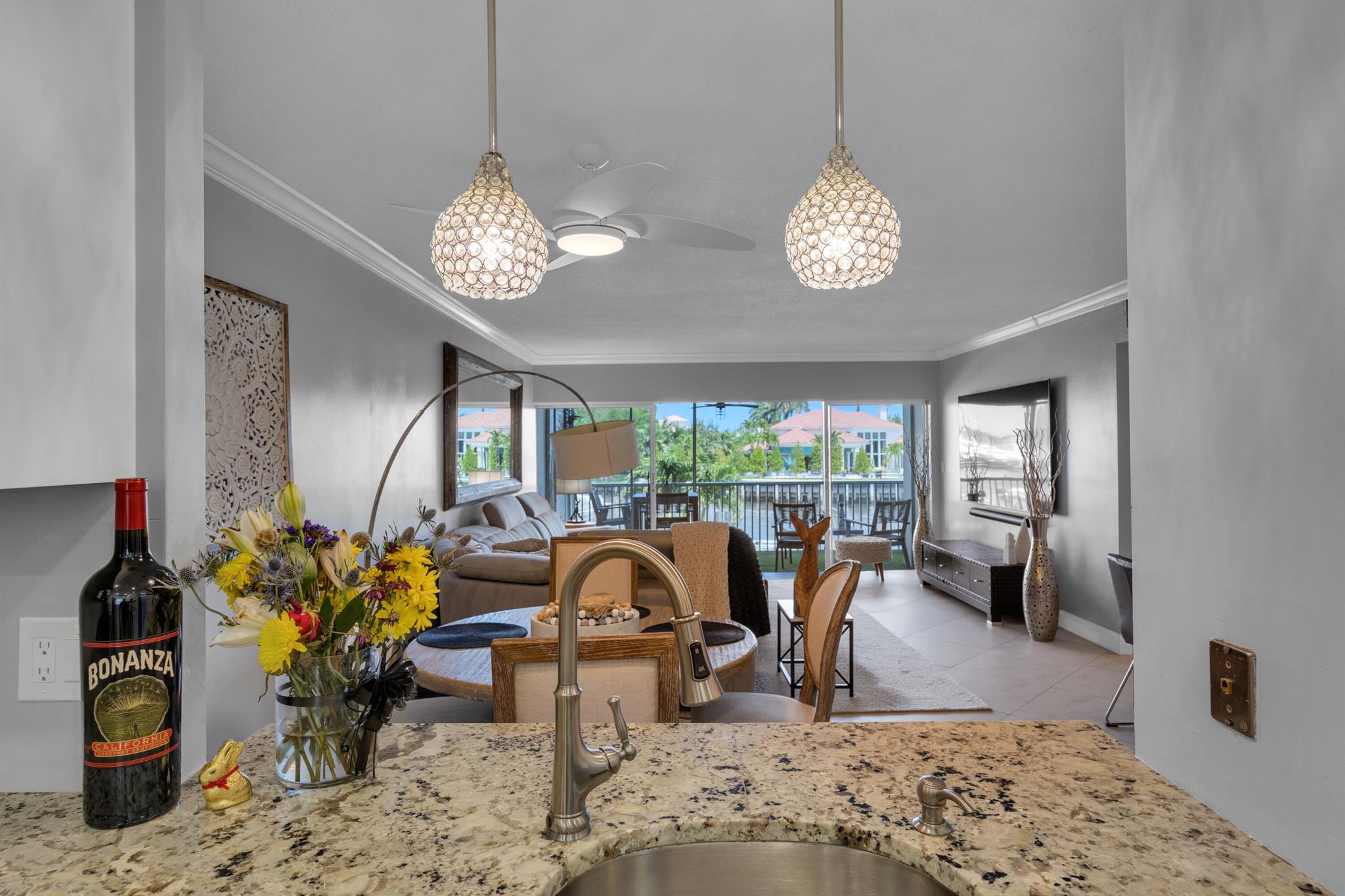 390 N Federal Hwy #204,Deerfield Beach, FL 33441