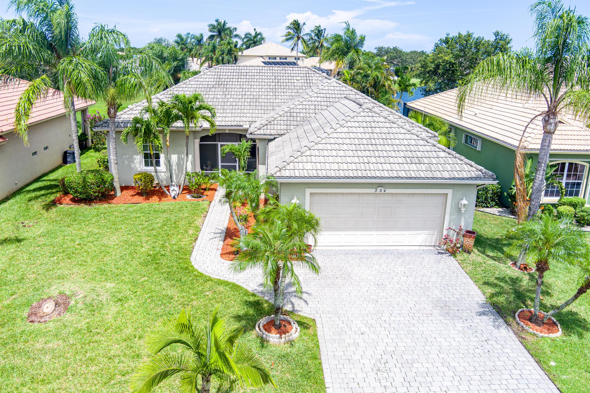 334 NW Sheffield Cir