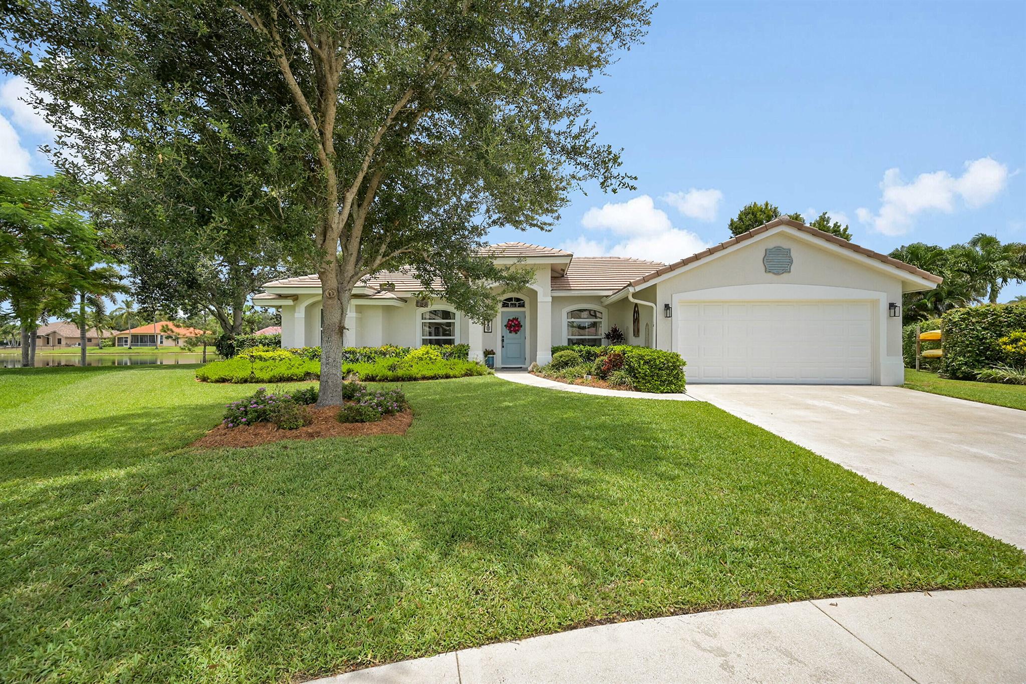 110 Jacaranda Ct